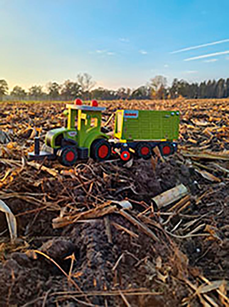 Happy People Spielzeug-Traktor »CLAAS Kids Axion 870«, aus Holz, mit Viehanhänger