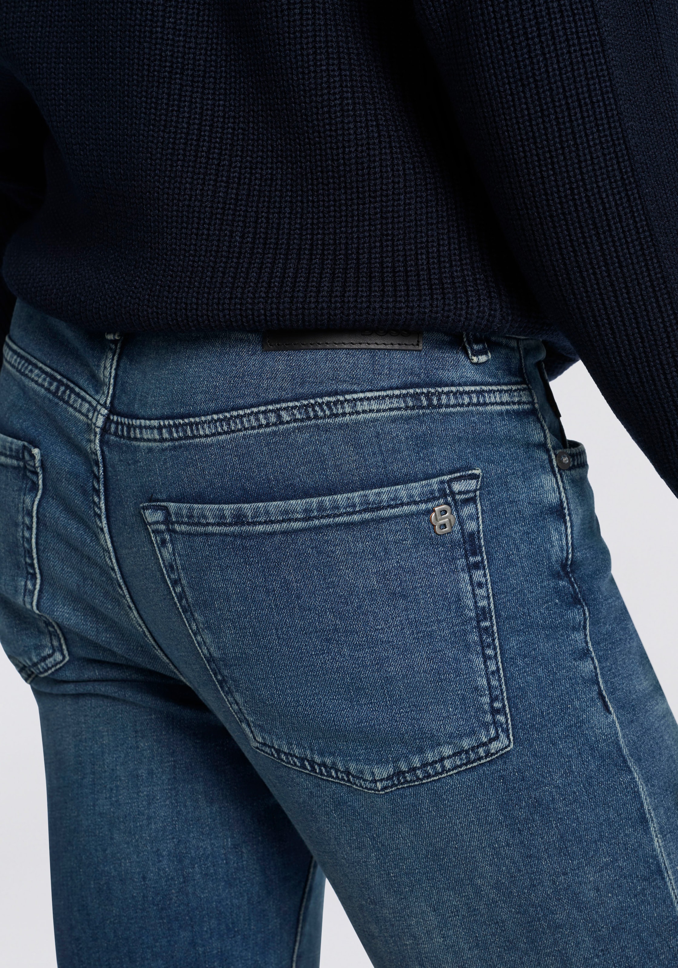 BOSS ORANGE Tapered-fit-Jeans »ONYX«, in 5-Pocket-Form, komfortabler Stretch-Denim