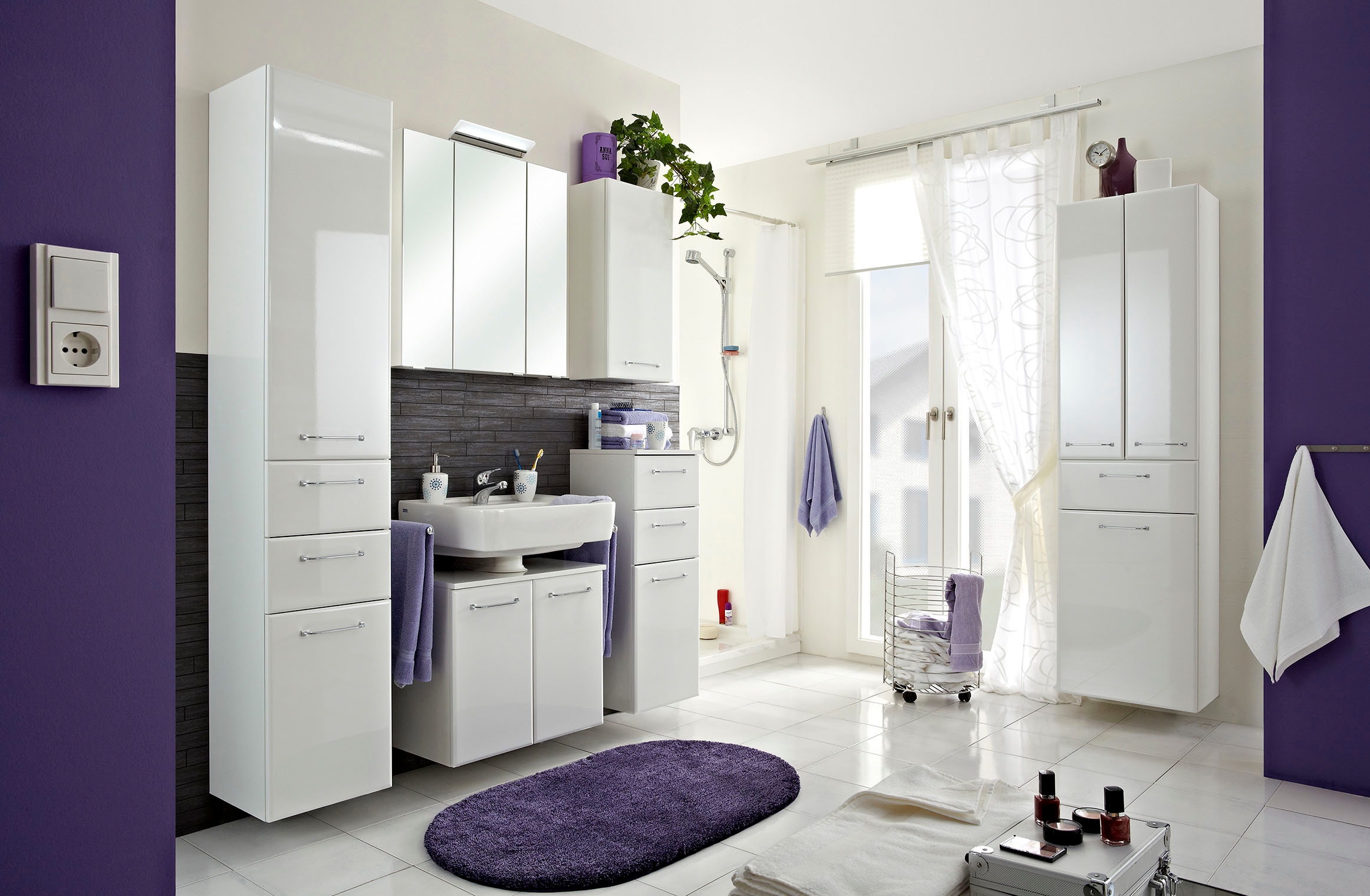 Saphir Hochschrank »Quickset Badschrank 35 cm breit, 2 Türen, 2 Schubladen, 3 Einlegeböden« Badezimmer-Hochschrank inkl. Türdämpfer, Griffe in Chrom glänzend