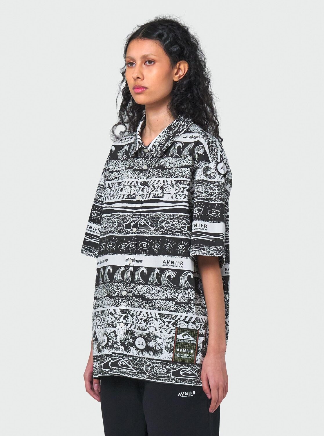 Quiksilver Kurzarmhemd »AVNIER Cut White Noise«