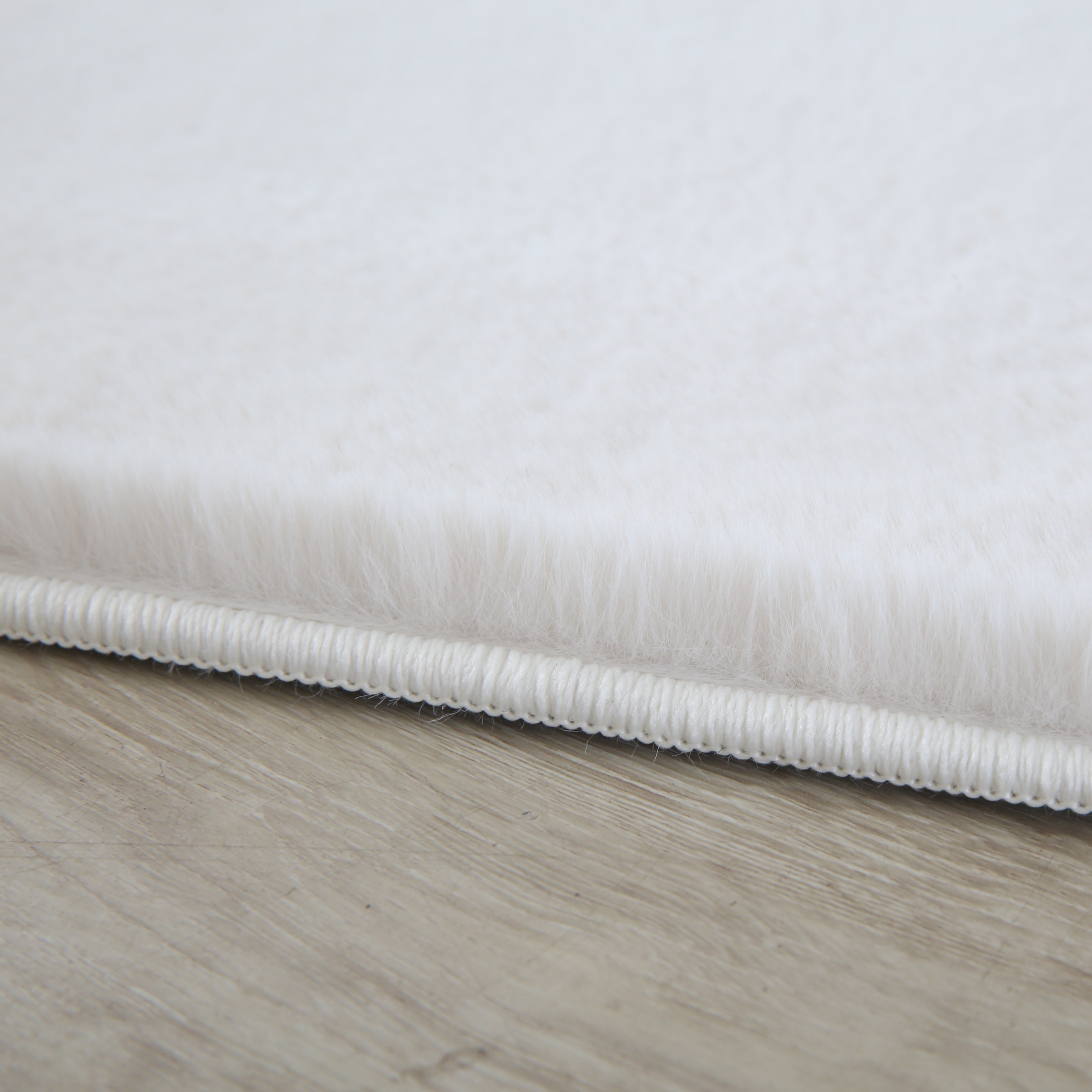 Ayyildiz Teppiche Hochflor-Teppich »POUFFY 5100«, rechteckig, 20 mm Höhe, Läufer, weicher glatter Softflor, Kaninchen Fell Haptik, waschbar