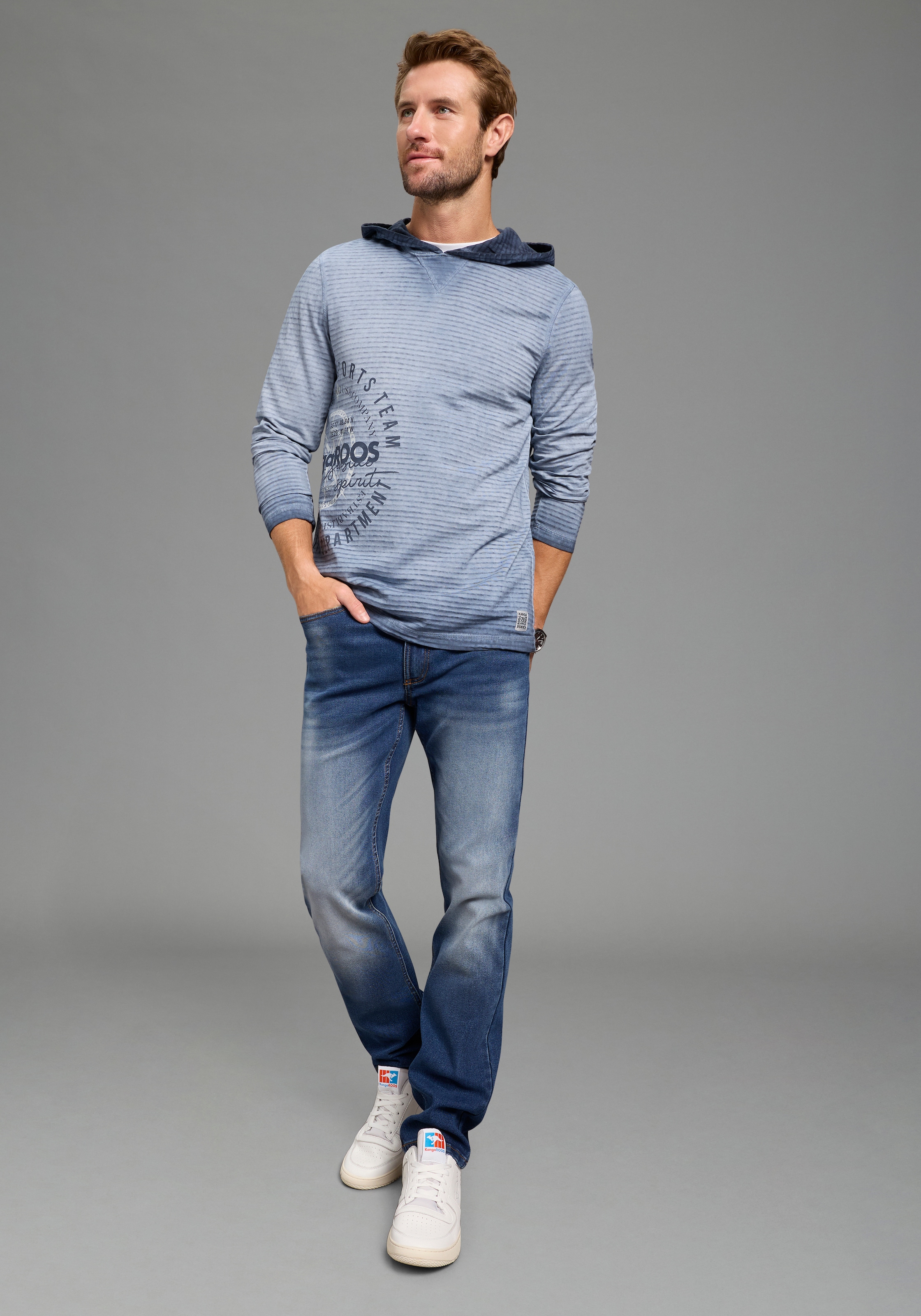 KangaROOS Langarmshirt schmale Passform, Langarm, mit Kapuze, aus Single Jersey