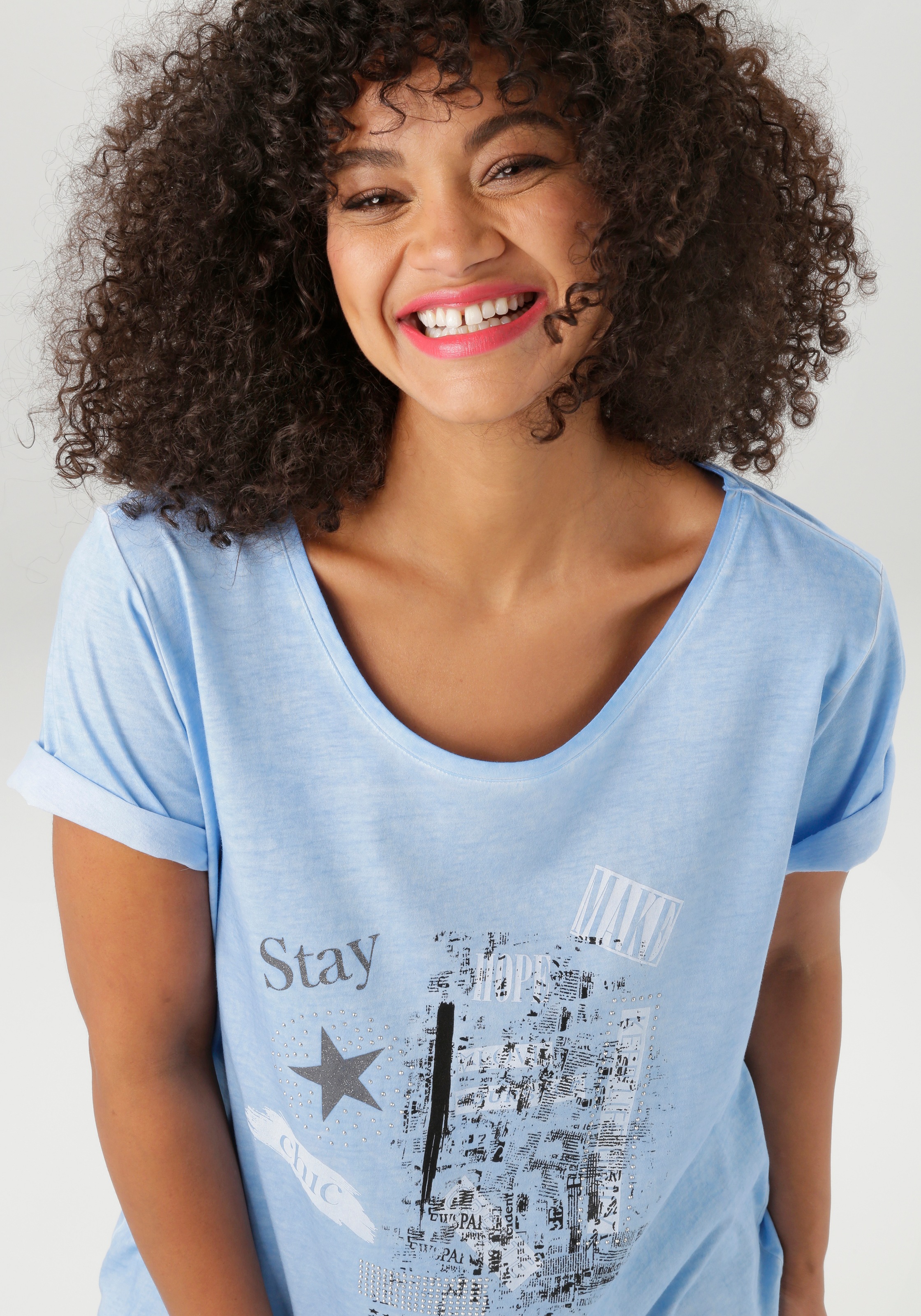 Aniston PLUS T-Shirt, mit edlem Druckmotiv - NEUE KOLLEKTION