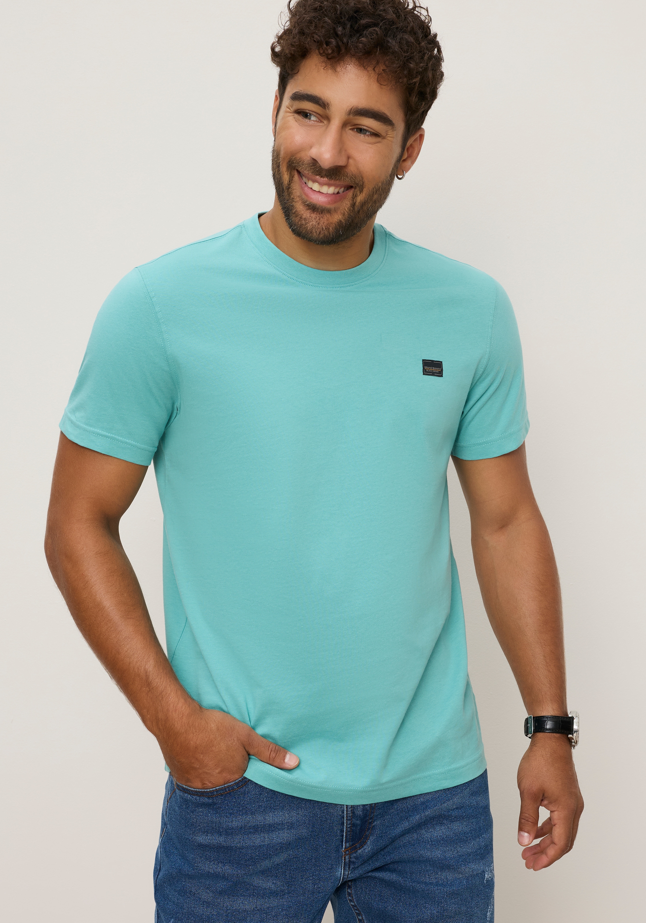 Bruno Banani T-Shirt »Doppelpack« Set, 2 Komfortable modern Basic-Shirts im praktischen 2er-Pack