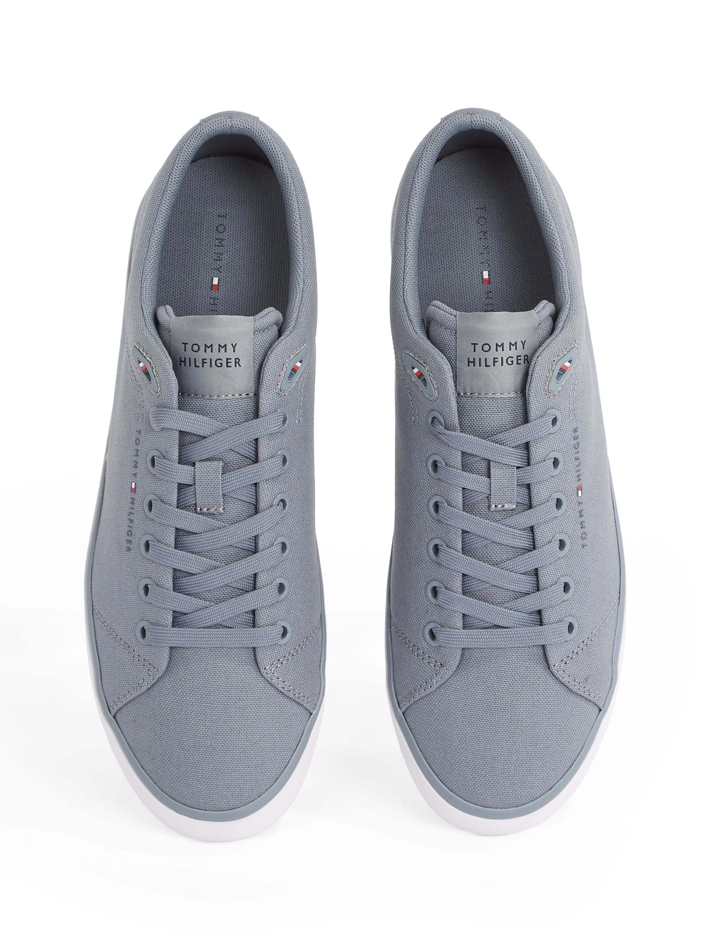 Tommy Hilfiger Sneaker »TH HI VULC LOW CORE CANVAS«, Freizeitschuh, Halbschuh, Schnürer mit weich gepolstertem Schaftrand