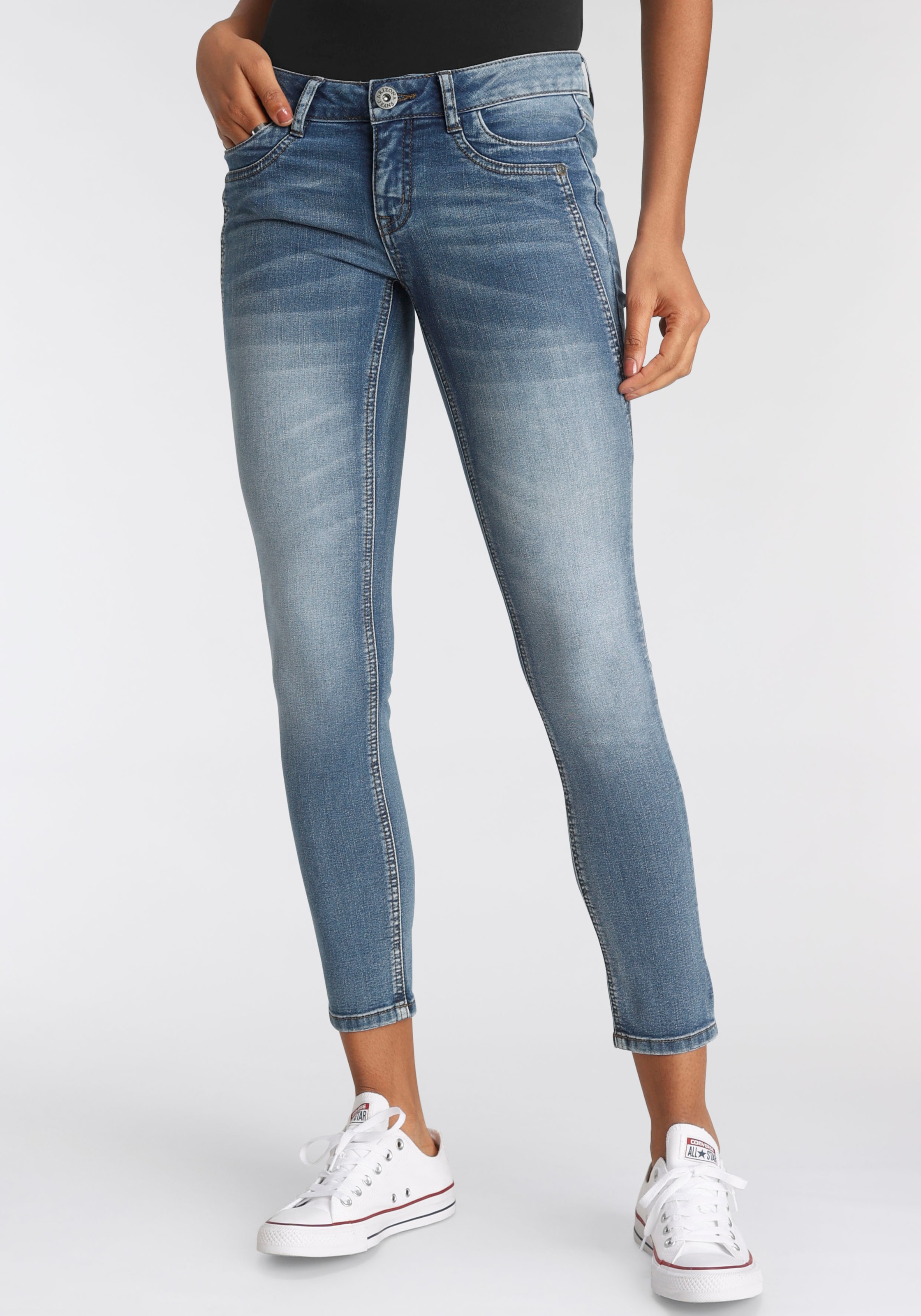 Arizona 7/8-Jeans »mit Keileinsätzen«, Low Waist
