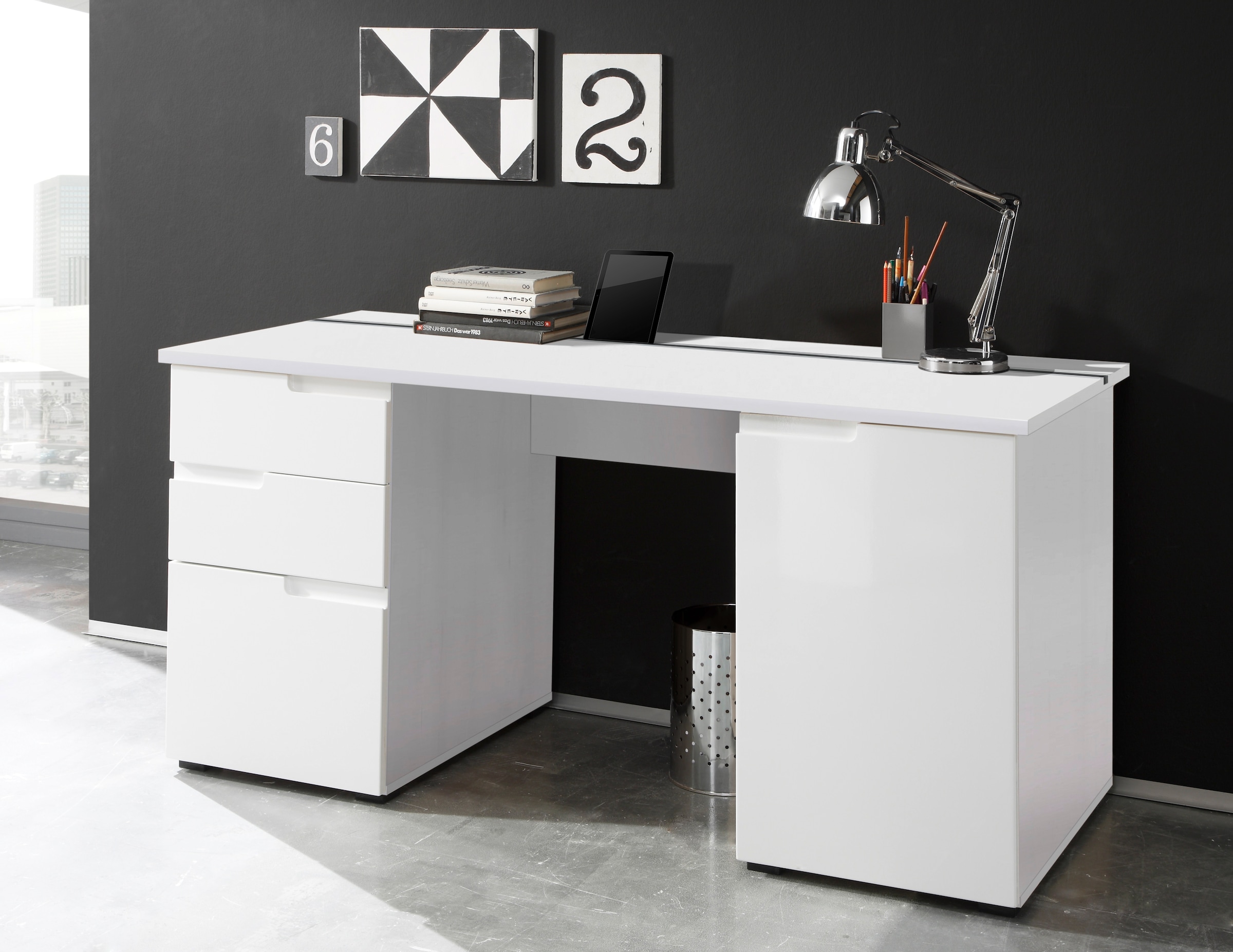 BEGA OFFICE Schreibtisch »Spice«, Home Office Desk mit Griffmulden, in 2 Breitenvarianten