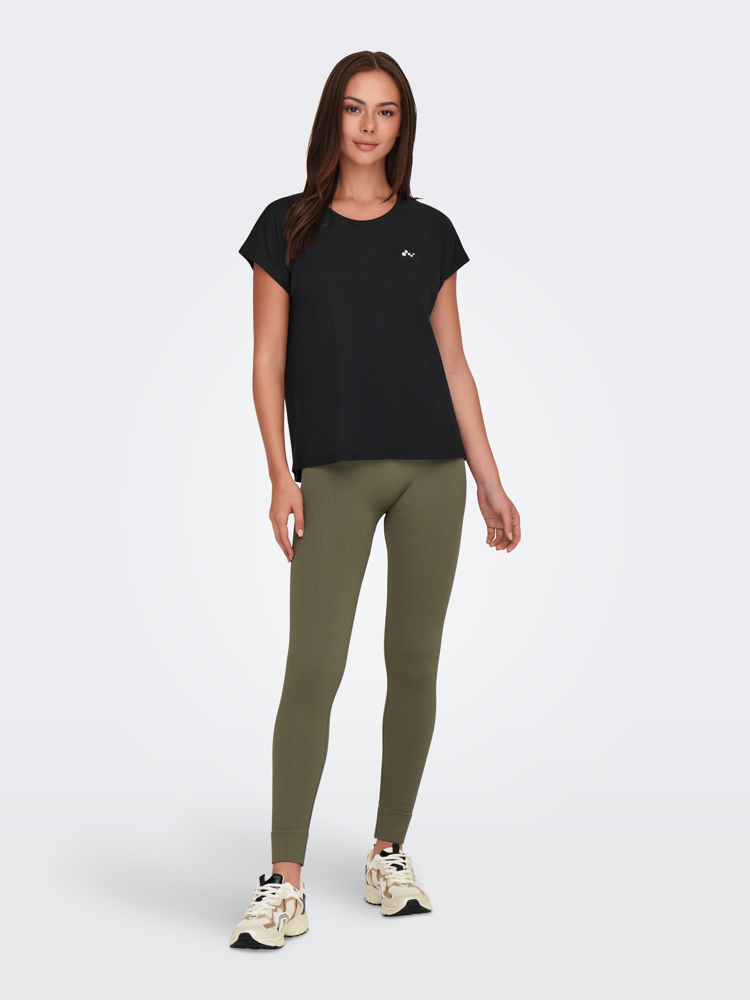 ONLY Play Trainingsshirt »ONPAUBREE SS LOOSE TRAIN TEE - NOOS«