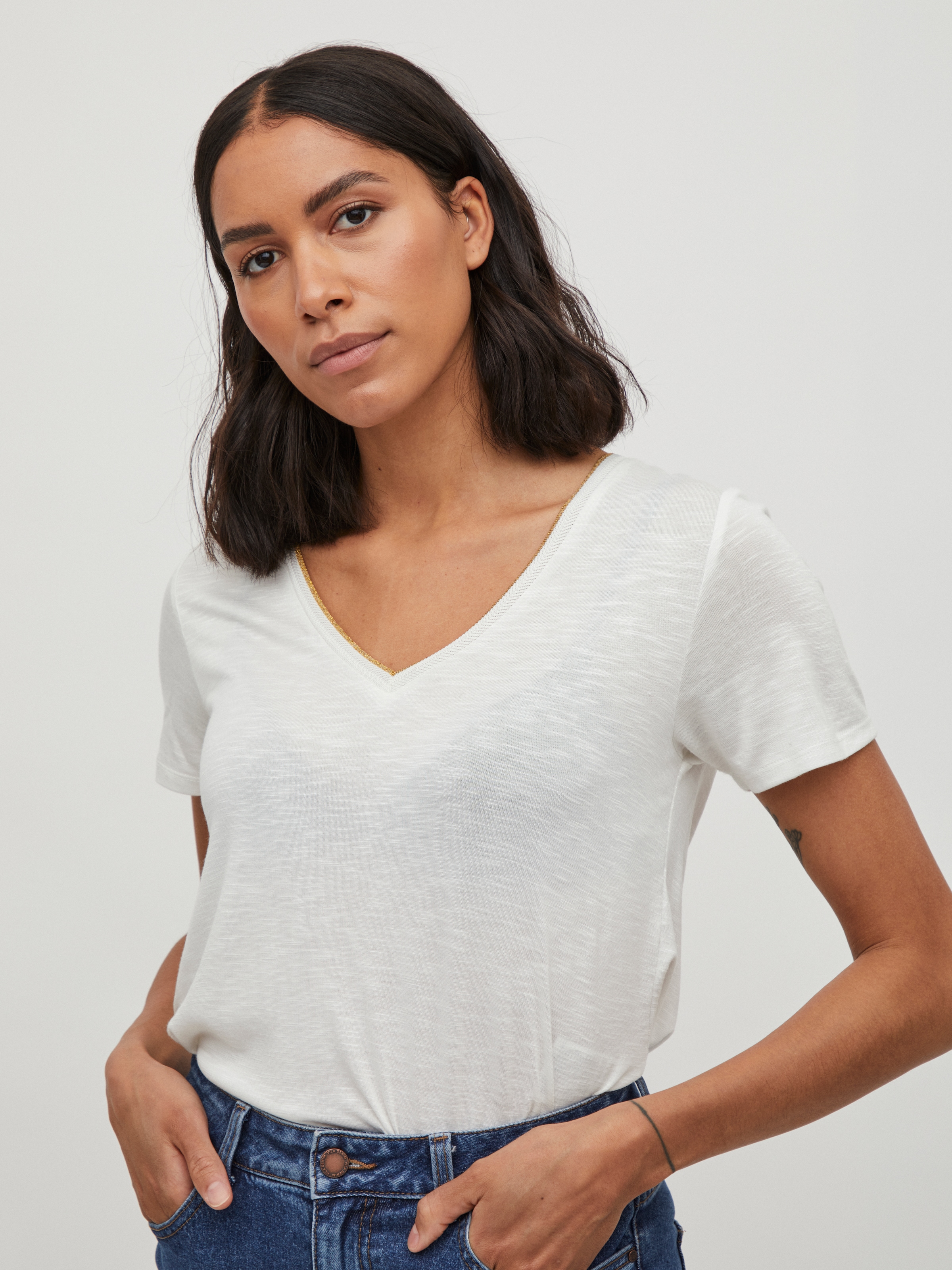 Vila T-Shirt »VINOEL S/S TOP - NOOS« Viskosemischung, regular fit