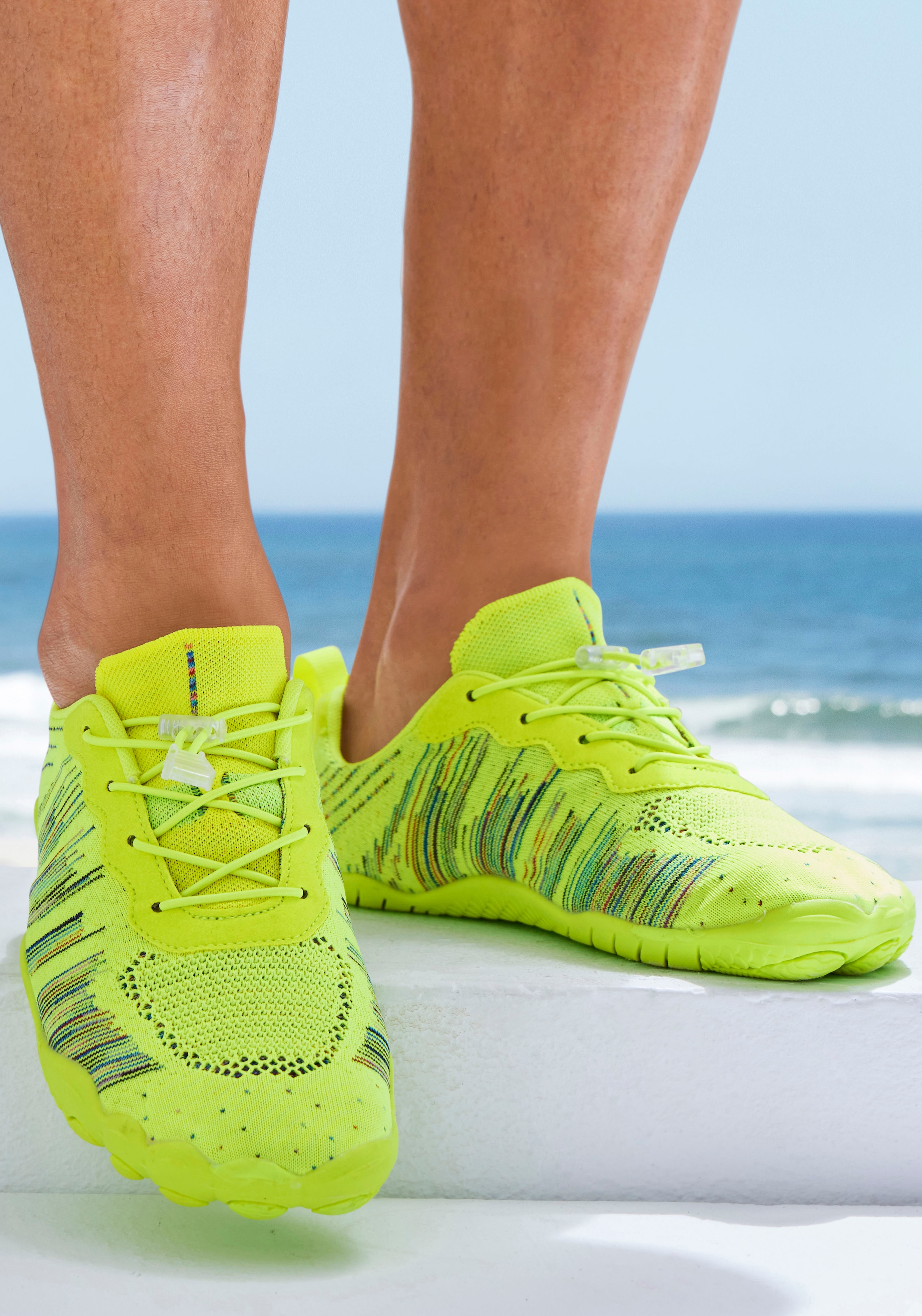 Venice Beach Aquaschuh »Badeschuh, Slipper, Wasserschuh«, mit elastischen Bändern für schnelles Reinschlüpfen, Unisex VEGAN