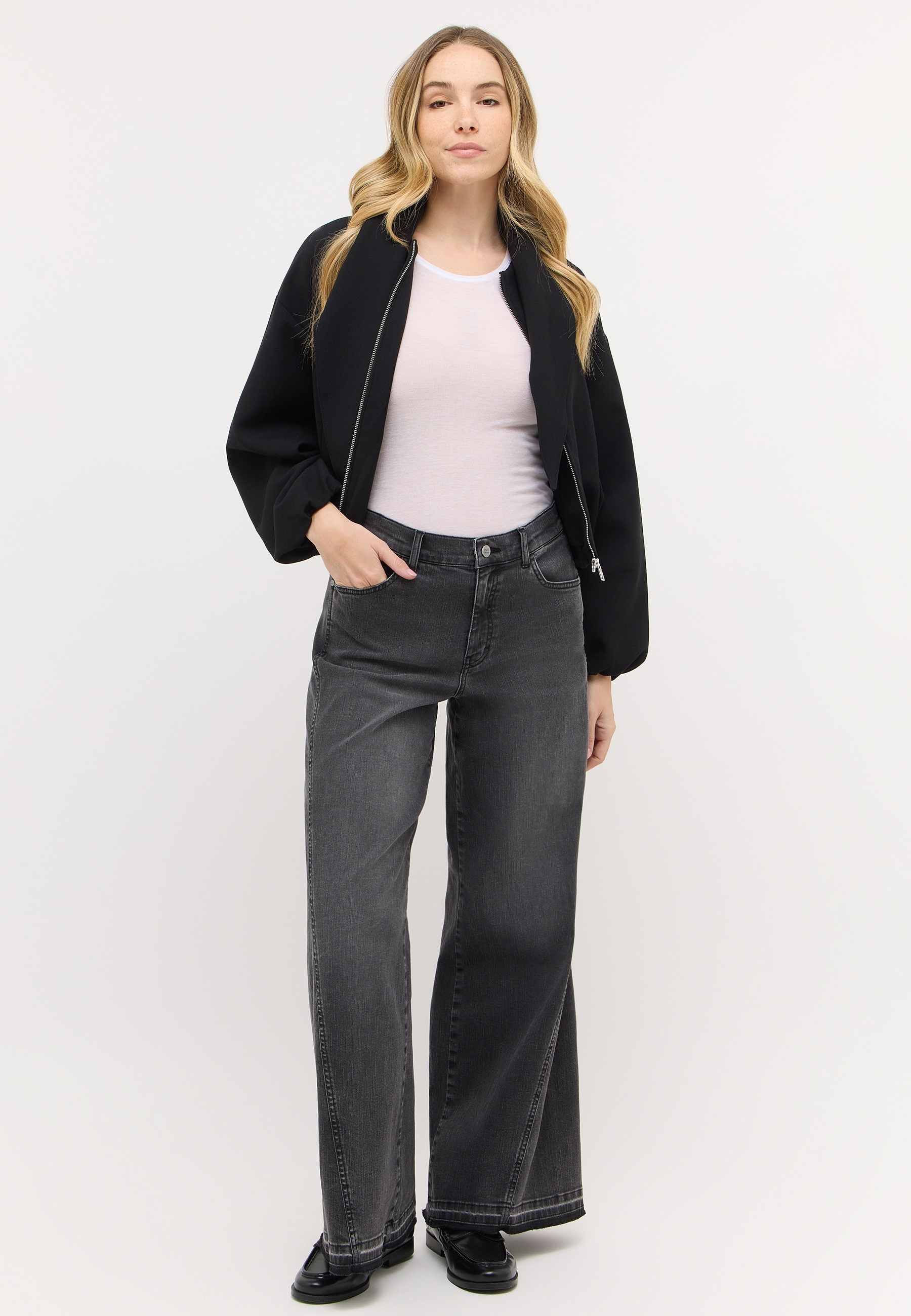 ANGELS Schlagjeans »LIVA EDGY« mit extraweitem Bein und Teilungsnaht