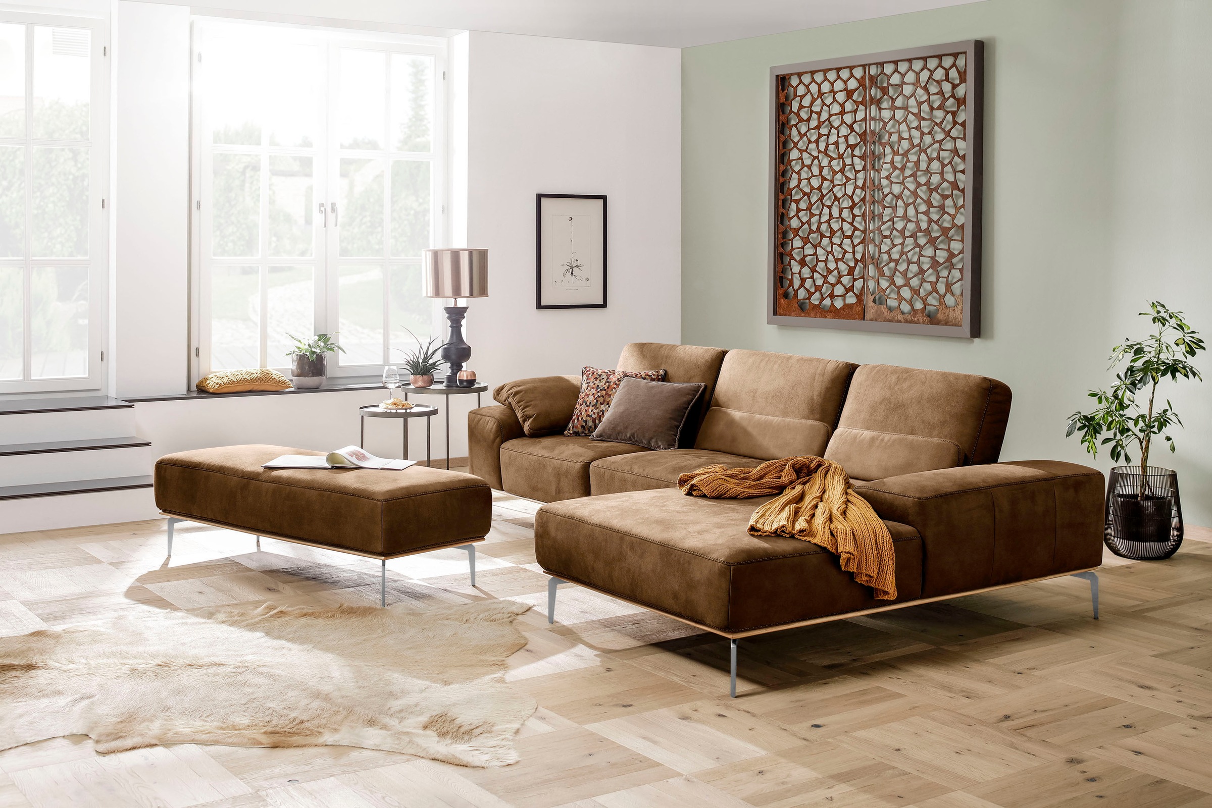 W.SCHILLIG Ecksofa »run, Designsofa mit tollem Sitzkomfort, bequem, L-Form«, mit elegantem Holzsockel, Füße in Chrom glänzend, Breite 319 cm