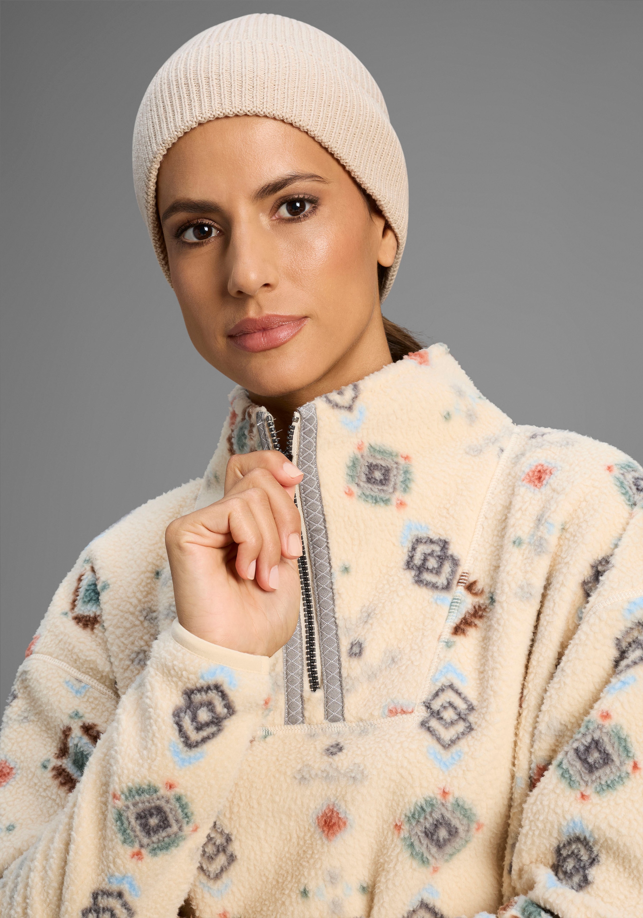 KangaROOS Fleecepullover , aus kuscheligem Sherpa Fleece, Half-zip
