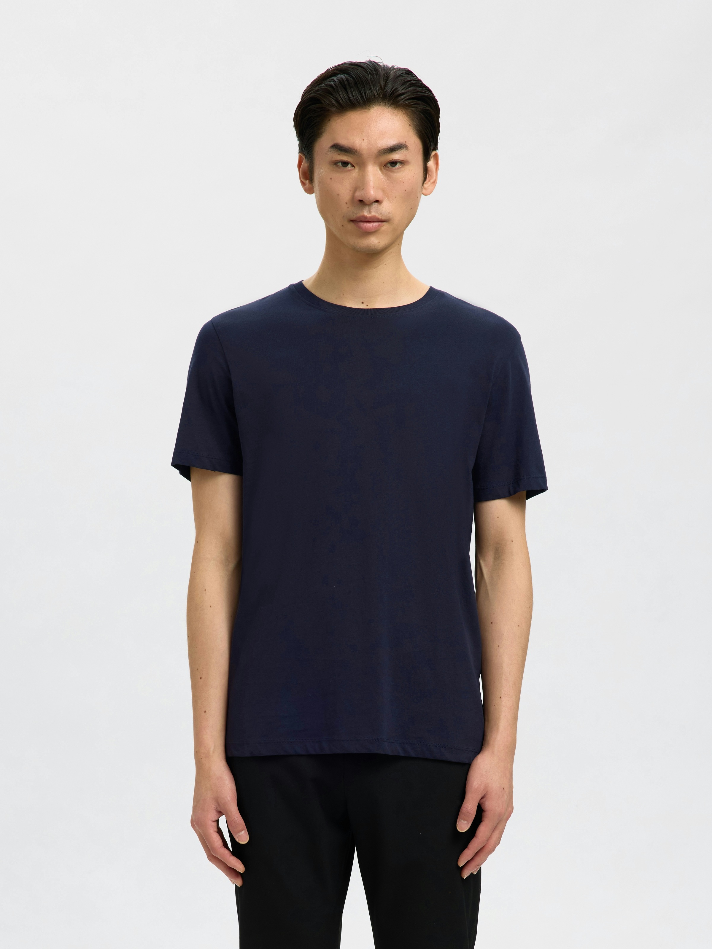 SELECTED Rundhalsshirt »SLHCORMAC SS O-NECK TEE 3-PACK NOOS« Packung, 3 Baumwolle, normal geschnitten, 3-er Pack