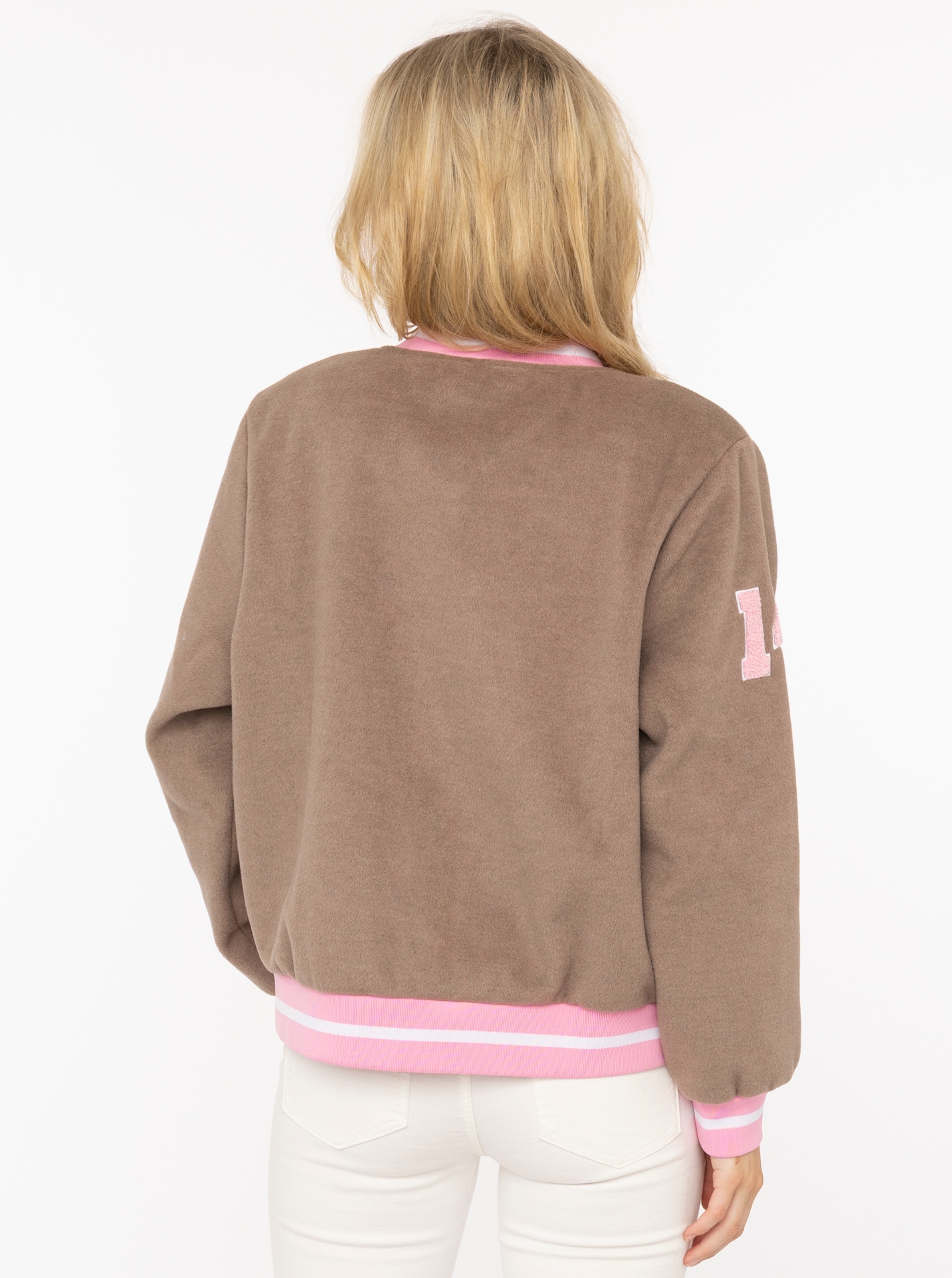 Zwillingsherz Bomberjacke »„College Leo“« gestreifte Bündchen, Leodetails und Futter, Druckknopfleiste