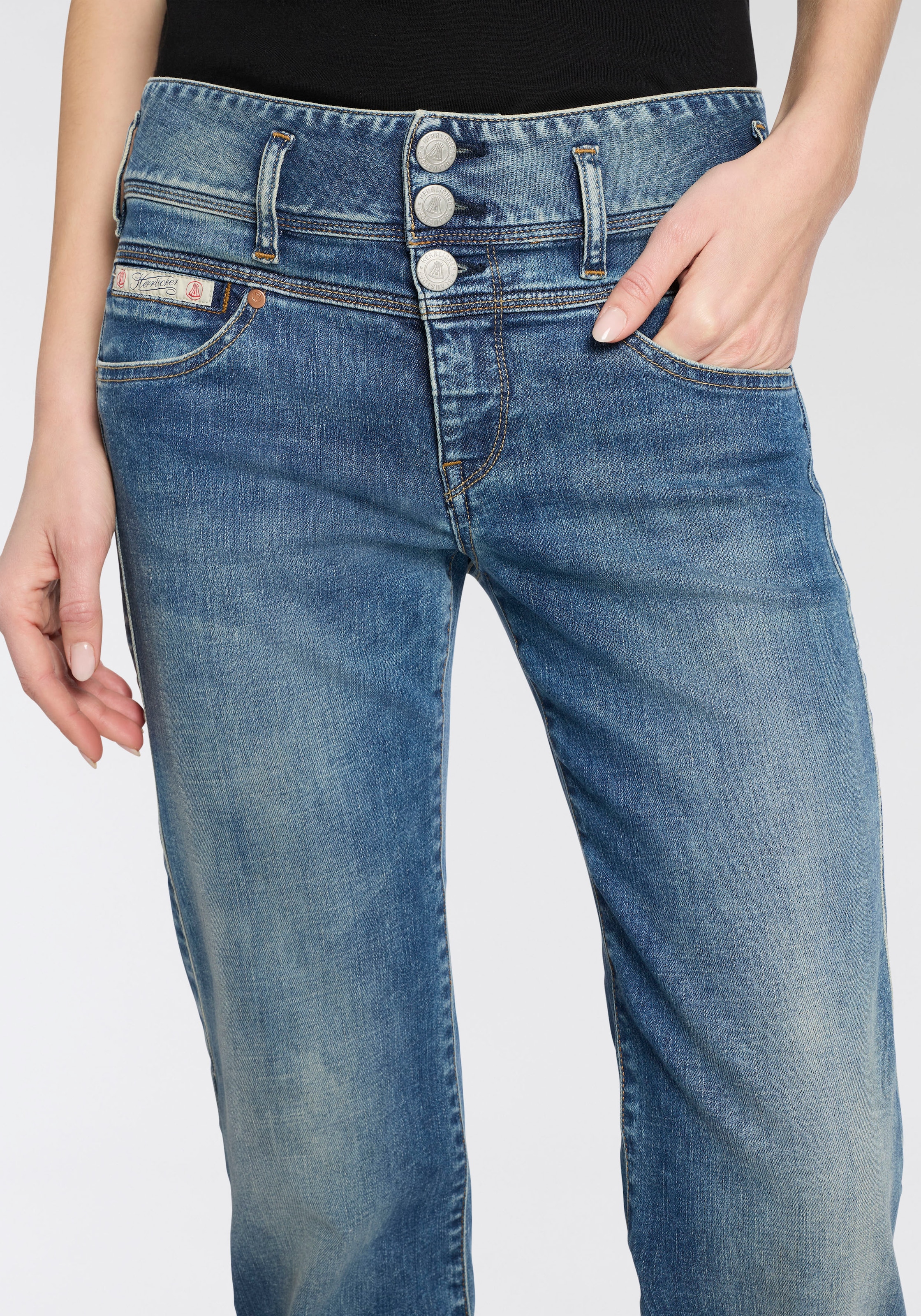 Herrlicher High-waist-Jeans »Raya New Straight Denim« im Straight Fit, 3-Knopf-Verschluss