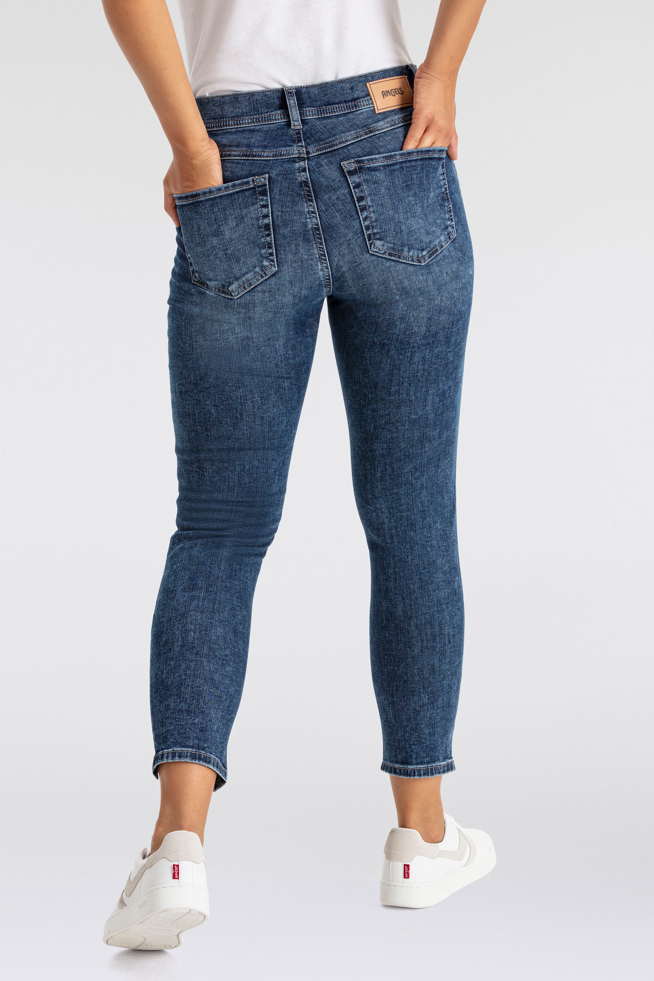 ANGELS 7/8-Jeans »Ornella«, mit Strassteinchen am Beinabschluß