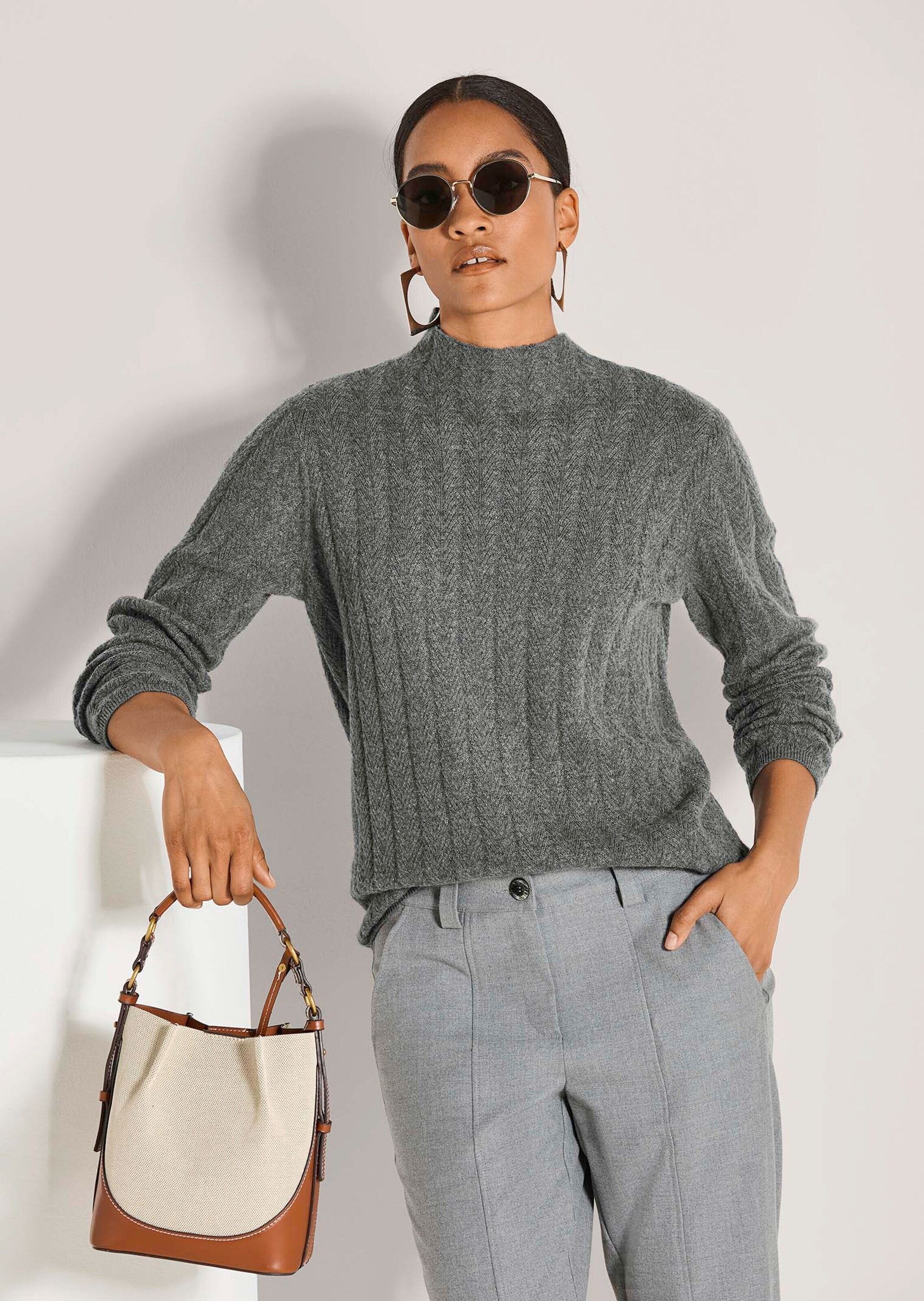 MADELEINE Longpullover »Kaschmirpullover Luxuriöser Strickpullover mit Stehkragen« Reines Kaschmir