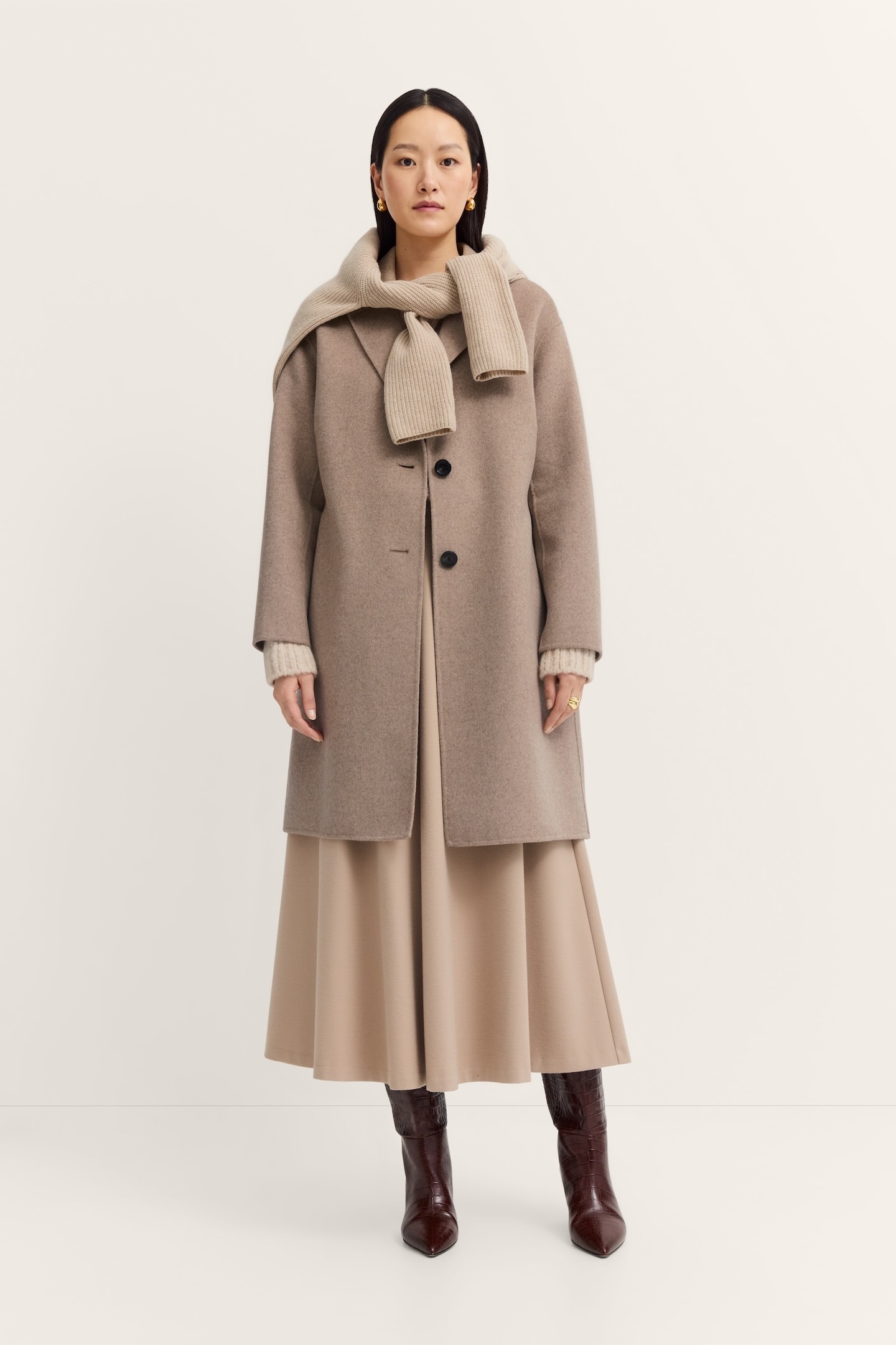 bugatti Kurzmantel »Loose Fit« mit Knopfleiste und aus weichem Woll-Mix