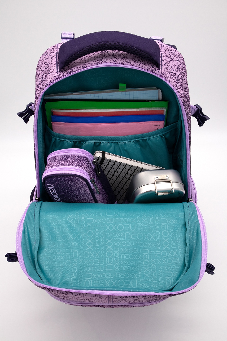 neoxx Schulrucksack »Active, Glitterally perfect«, reflektierende Details, aus recycelten PET-Flaschen