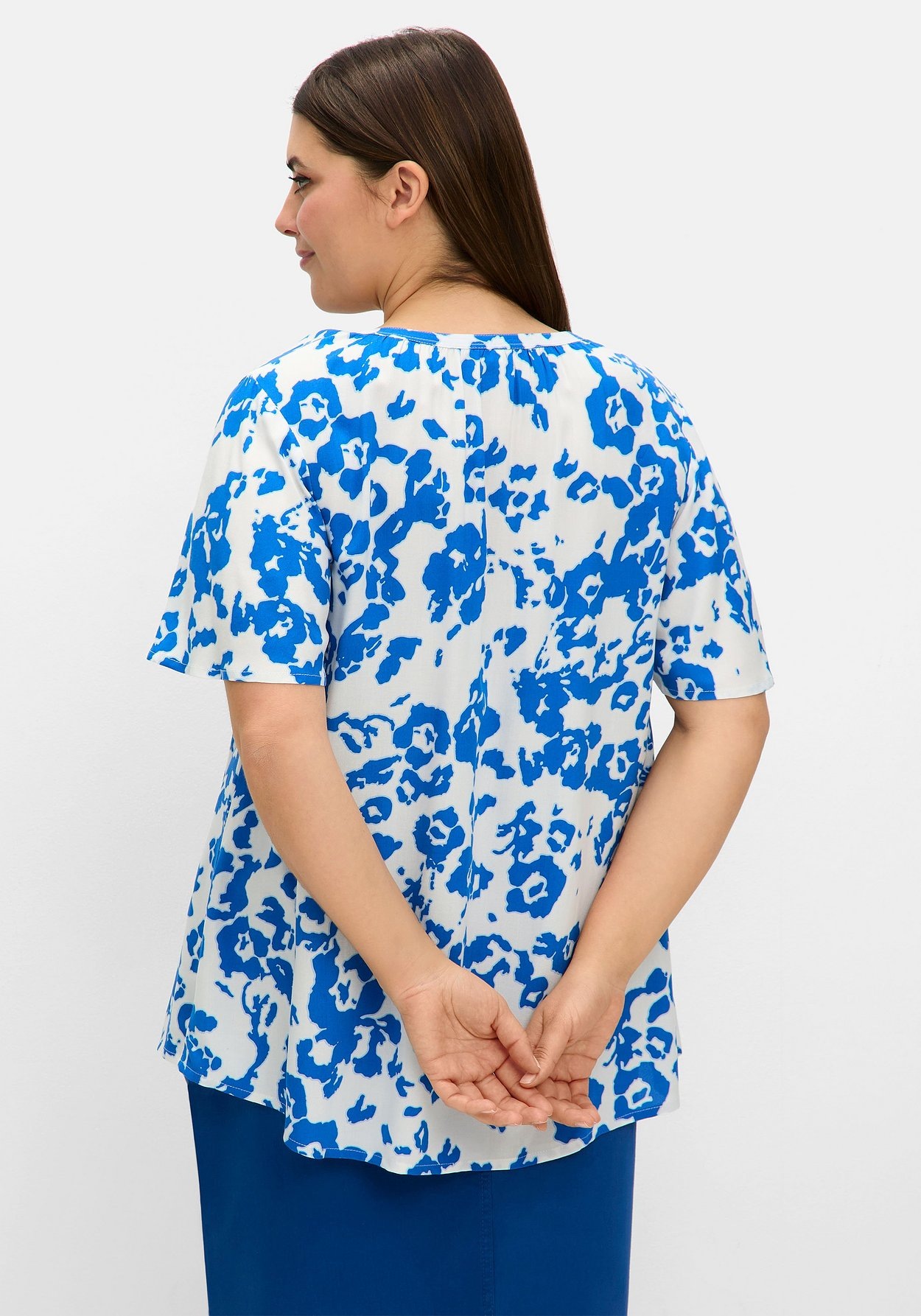 Sheego Tunika »Tunika mit Blütenprint und V-Ausschnitt«