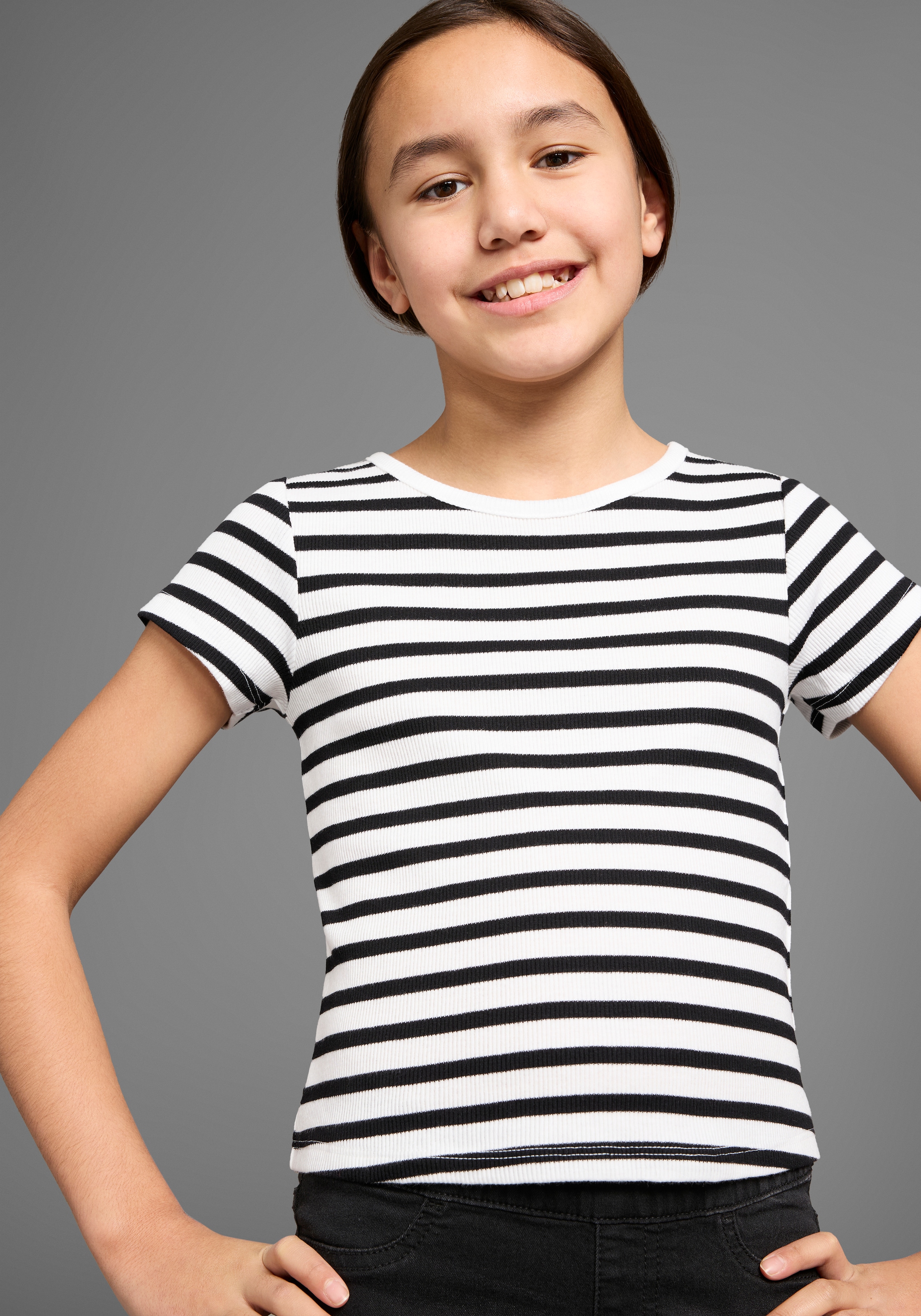 KIDSWORLD T-Shirt »2er Pack T-Shirts in elastischer Rippqualität« Packung, 2, 2 Stk. 2er Packung T-Shirts