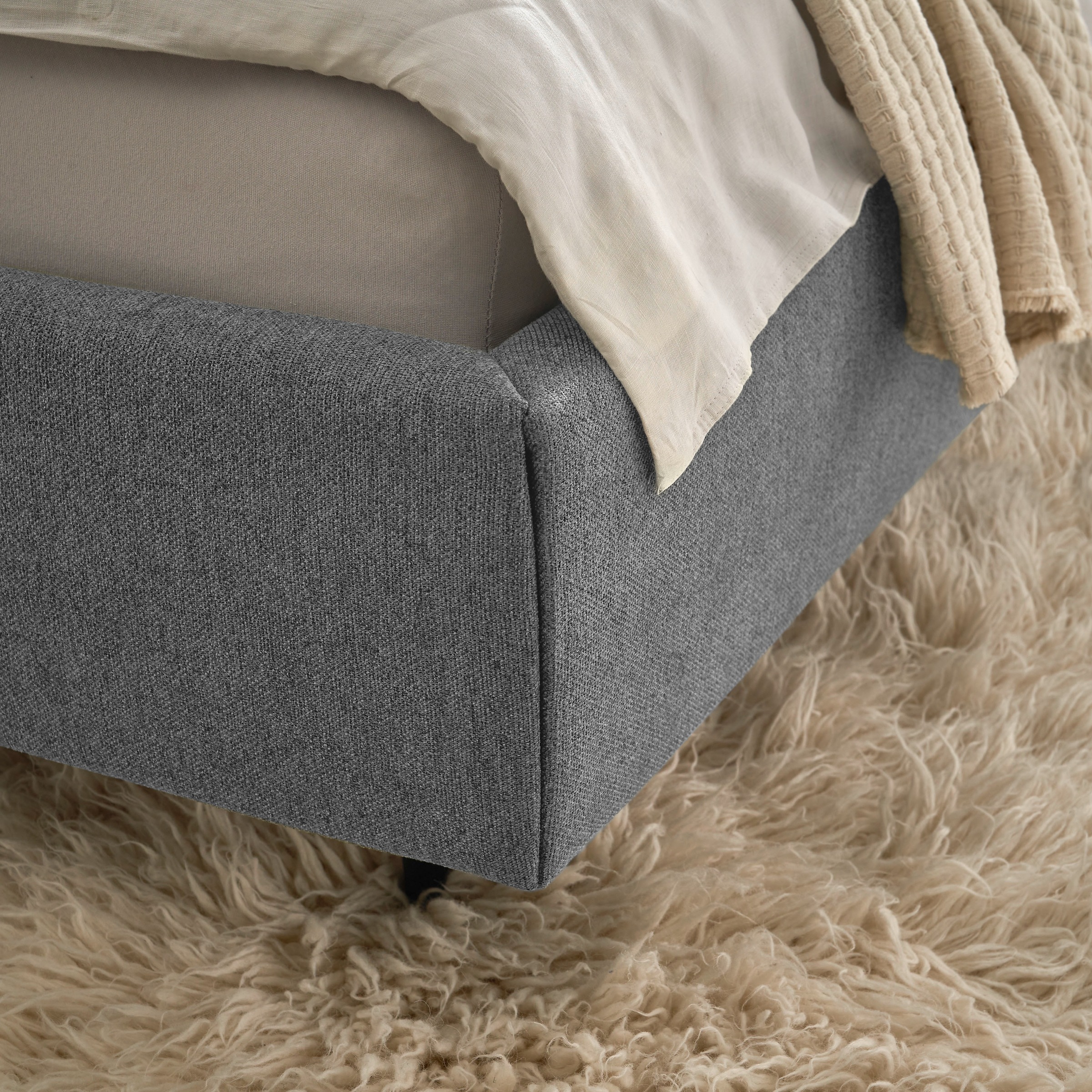 Home affaire Polsterbett »Lumira, rahmenhohes Design & wahweise Überlänge« inkl. 7-fache Einlegetiefenverstellung & saugroboterfreundliche Höhe