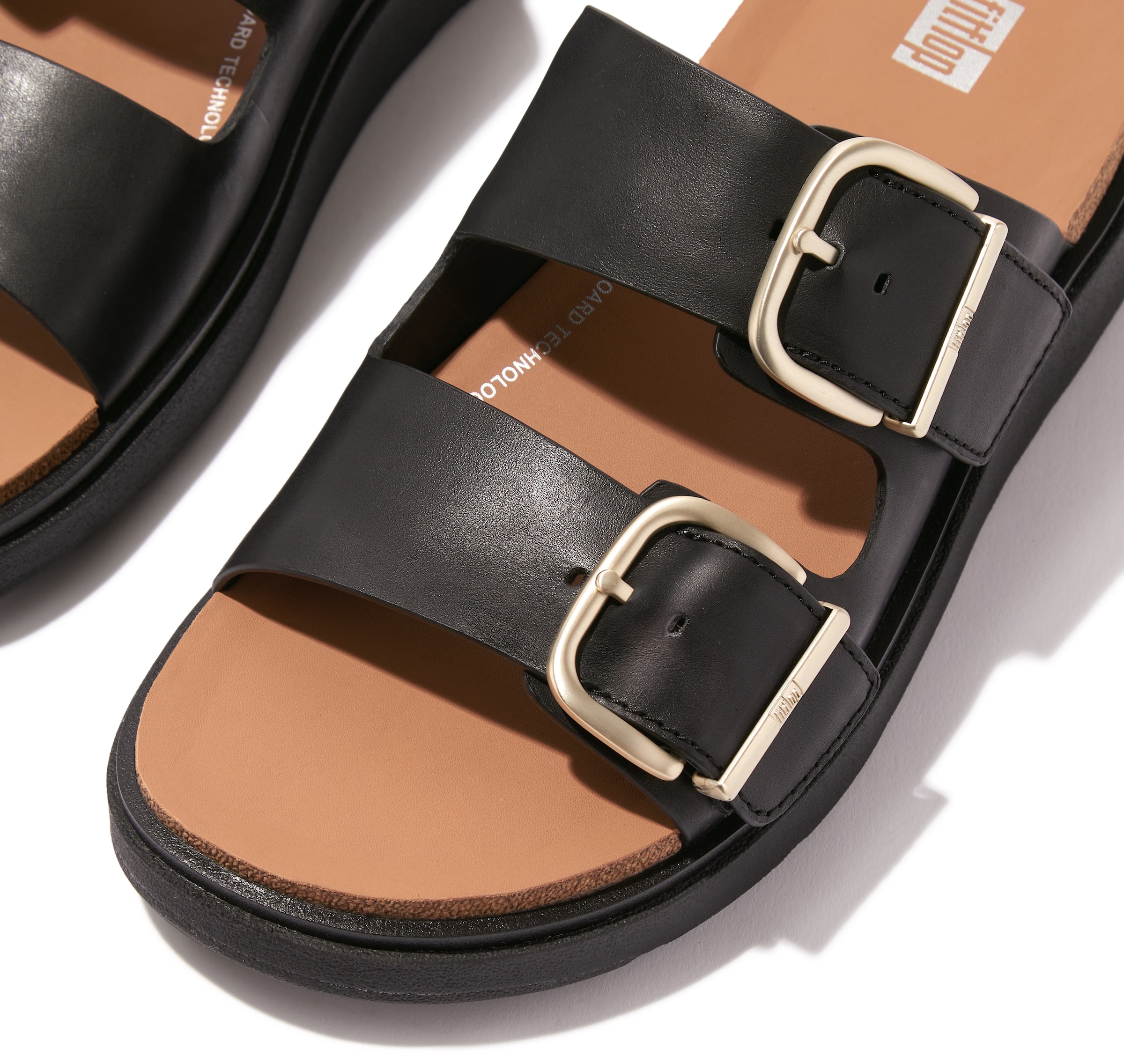 Fitflop Pantolette »GEN-FF«, Keilabsatz, Sommerschuh, Schlappen mit Microwobbleboard-Innensohle
