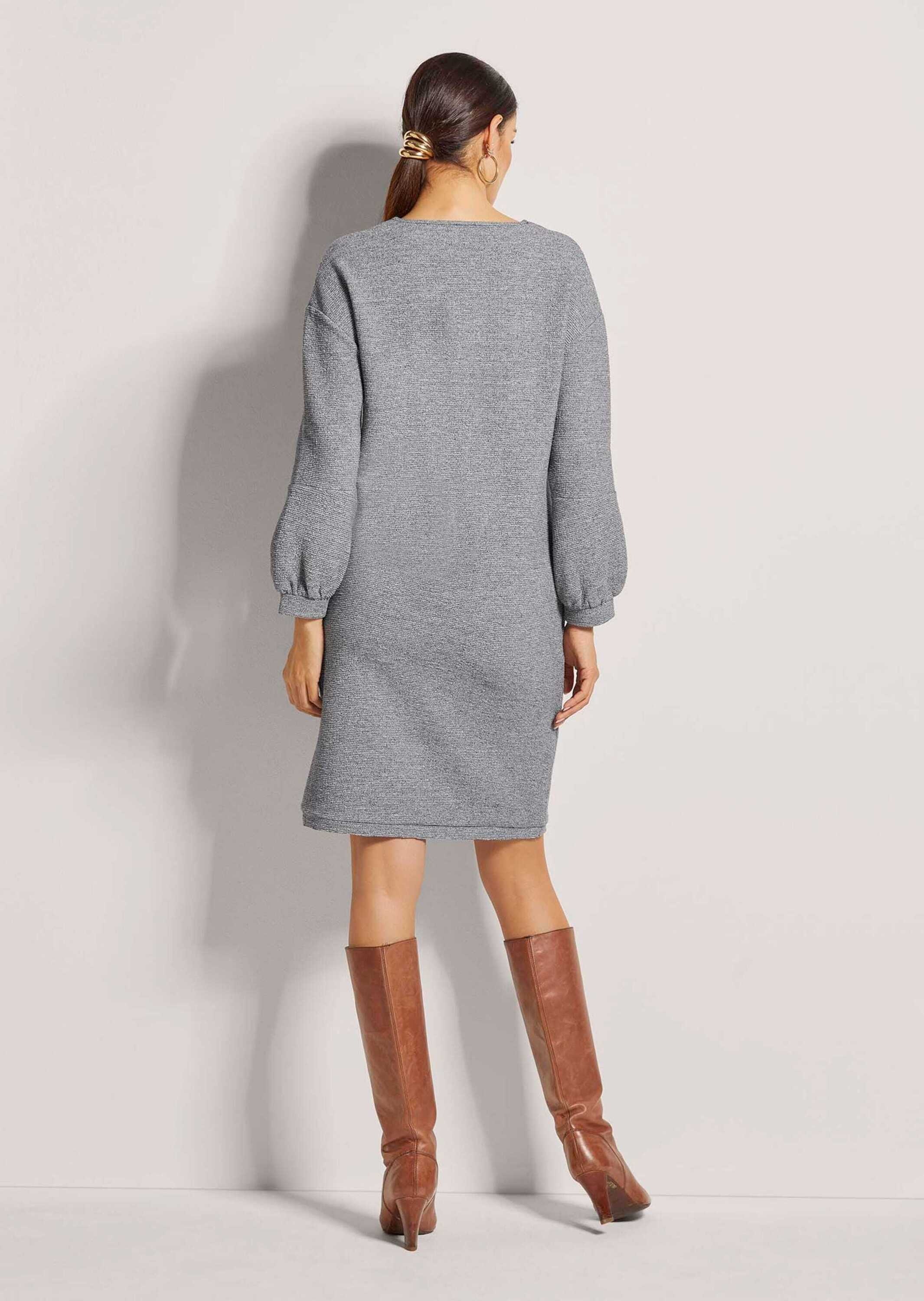 MADELEINE Sommerkleid »Kleid Lässiges Rundhals-Kleid mit Taschen«
