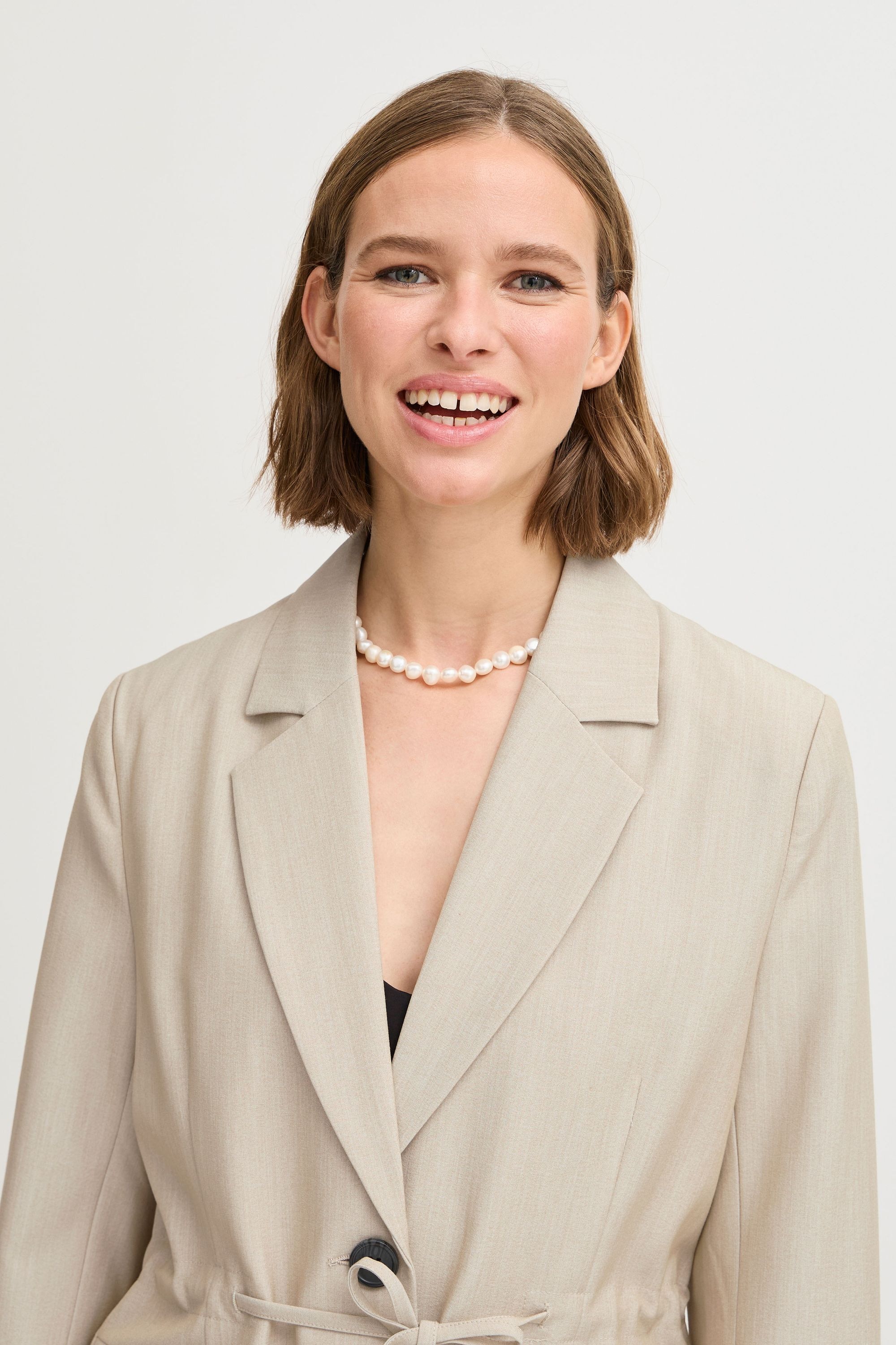 b.young Kurzblazer »Kurzblazer BYDANTA STRING BLAZER -«