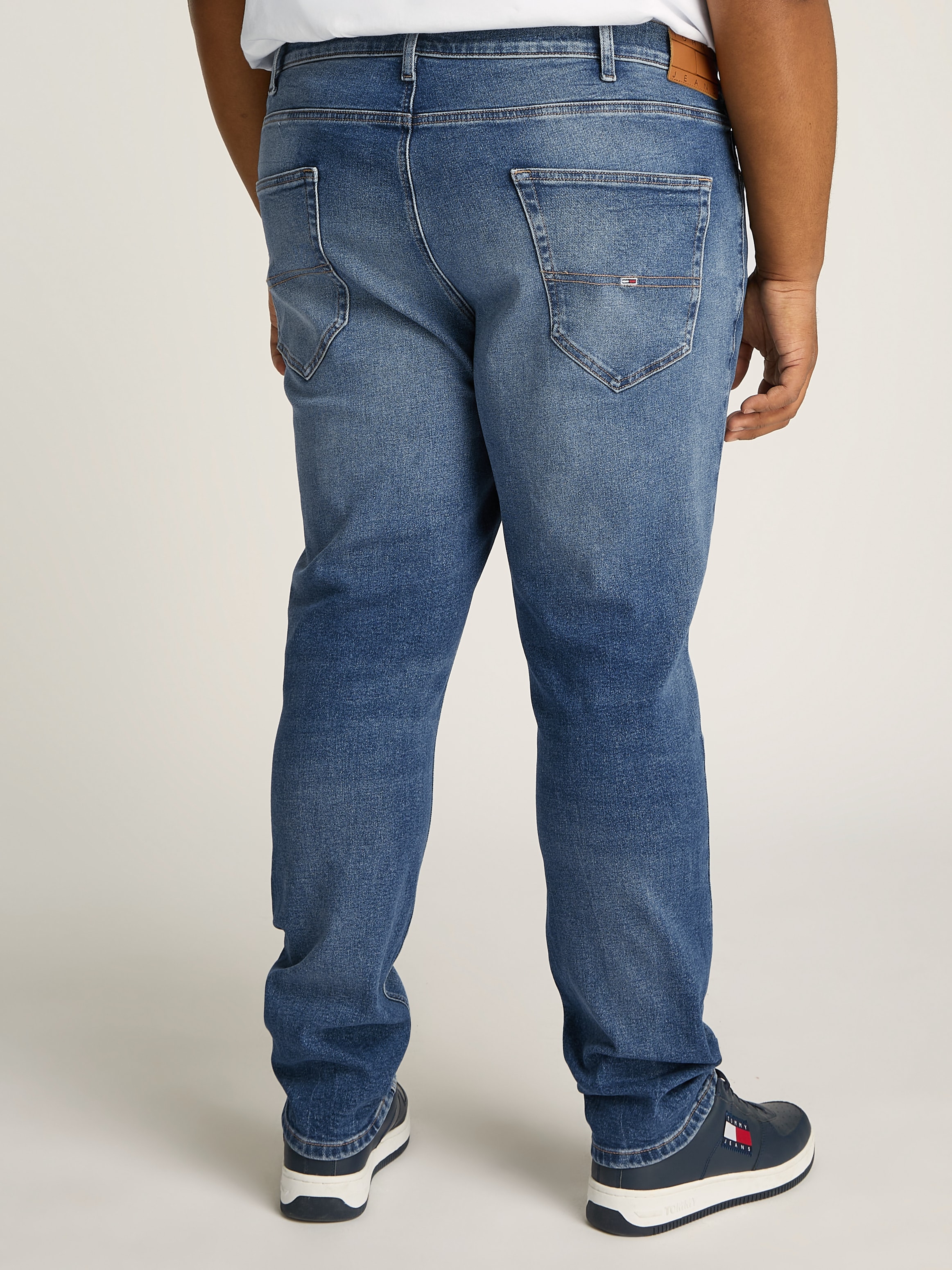 Tommy Jeans Plus Slim-fit-Jeans, in Großen Größen, stoned wash Optik
