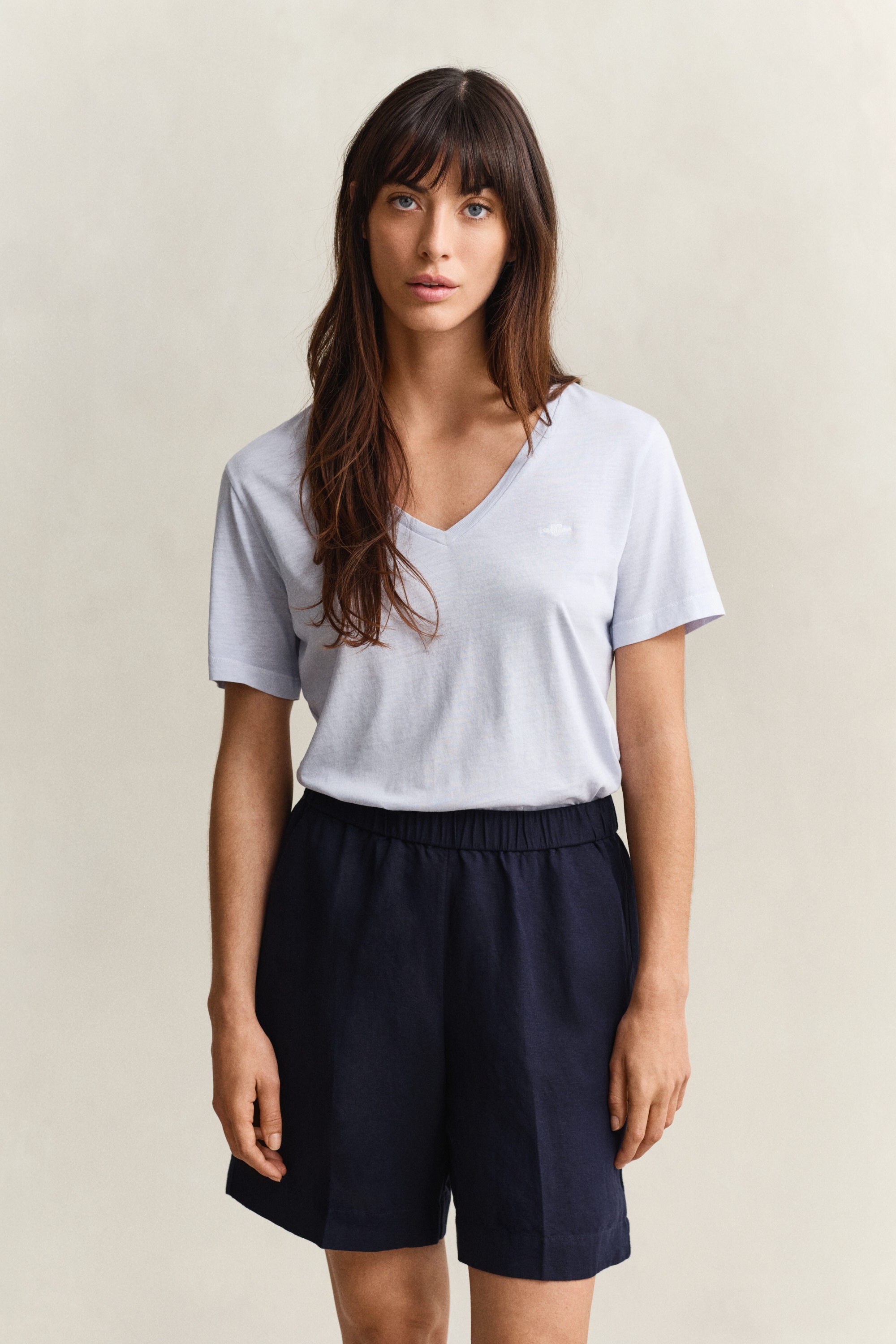 Gant T-Shirt »REGULAR WASHED SHIELD V-NECK« Regular fit mit V-Ausschnitt