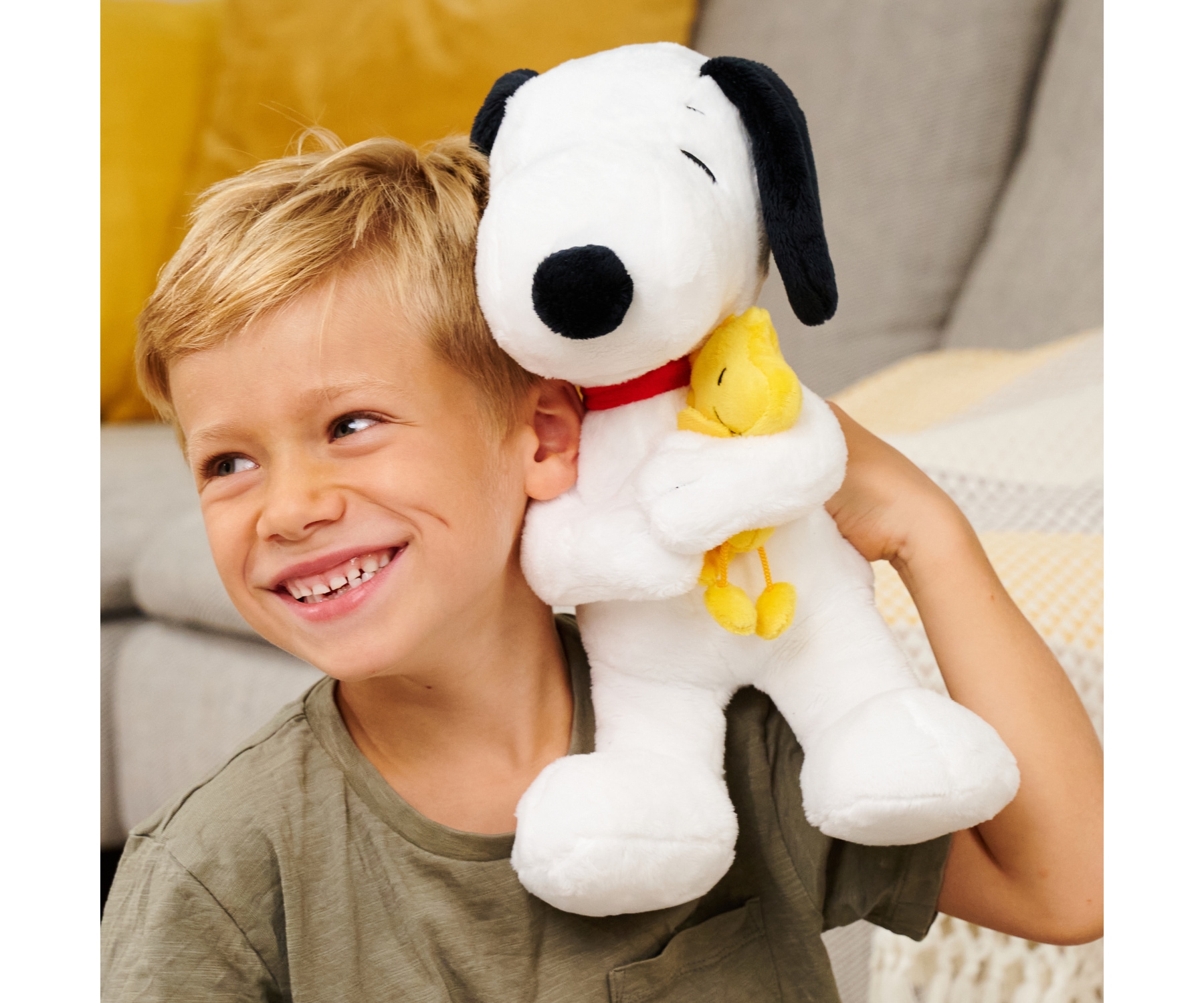 SIMBA Plüschfigur »Peanuts - Snoopy sitzend mit Woodstock«