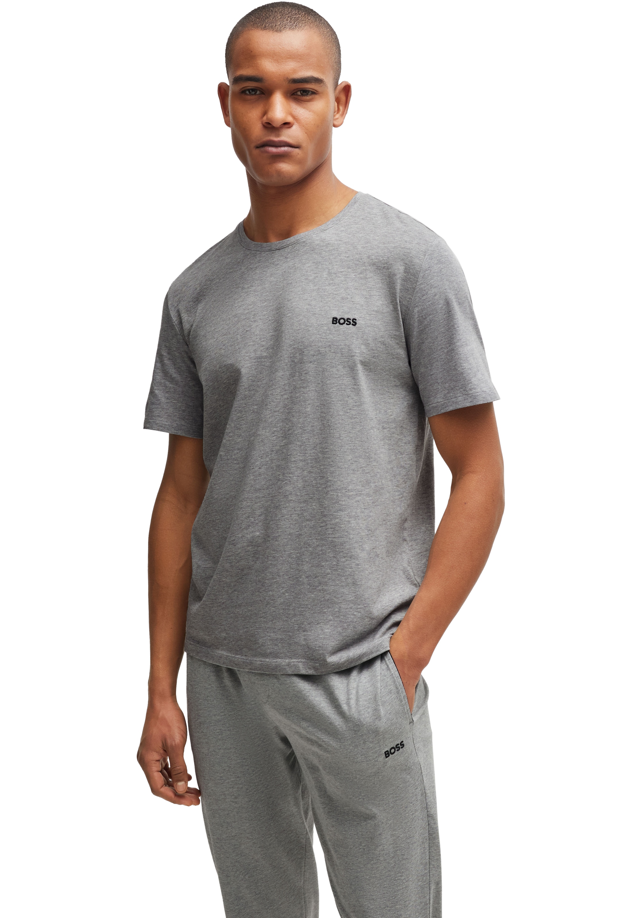 BOSS T-Shirt »Mix&Match T-Shirt R« mit BOSS Stickerei auf der Brust