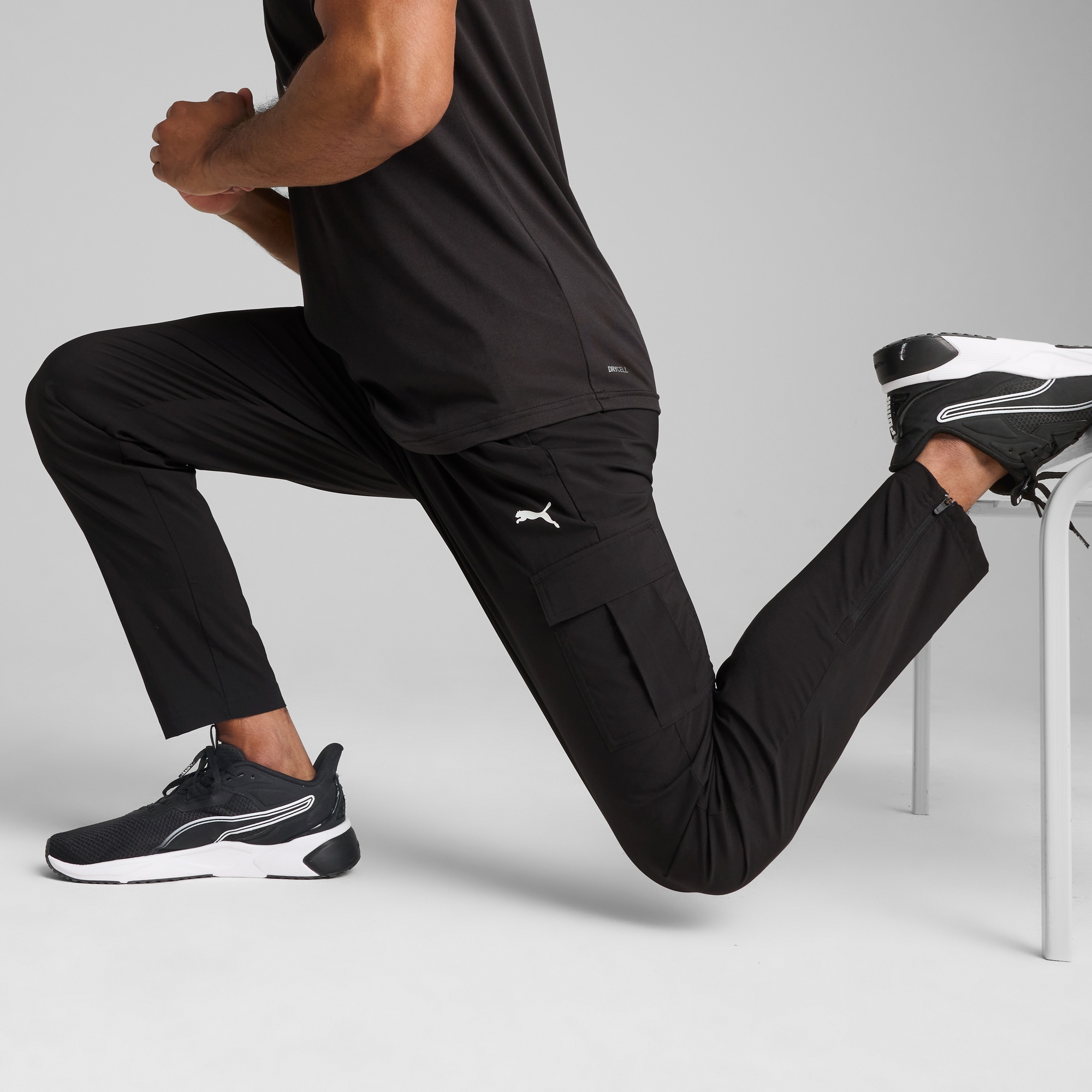 PUMA Trainingshose »M TAD TECH WOVEN CARGO«