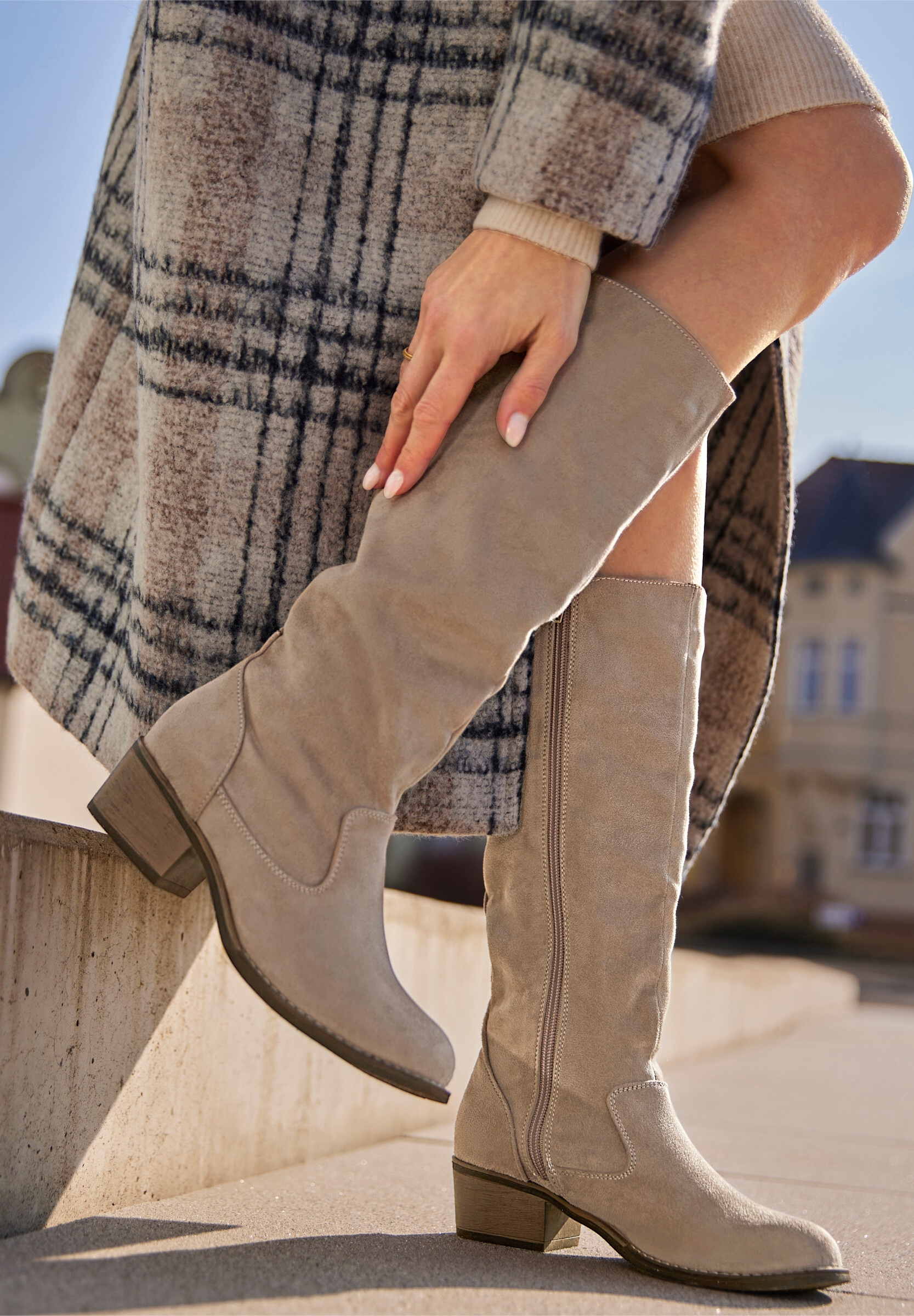 Andrea Conti Stiefel »Stiefel Stiefel«