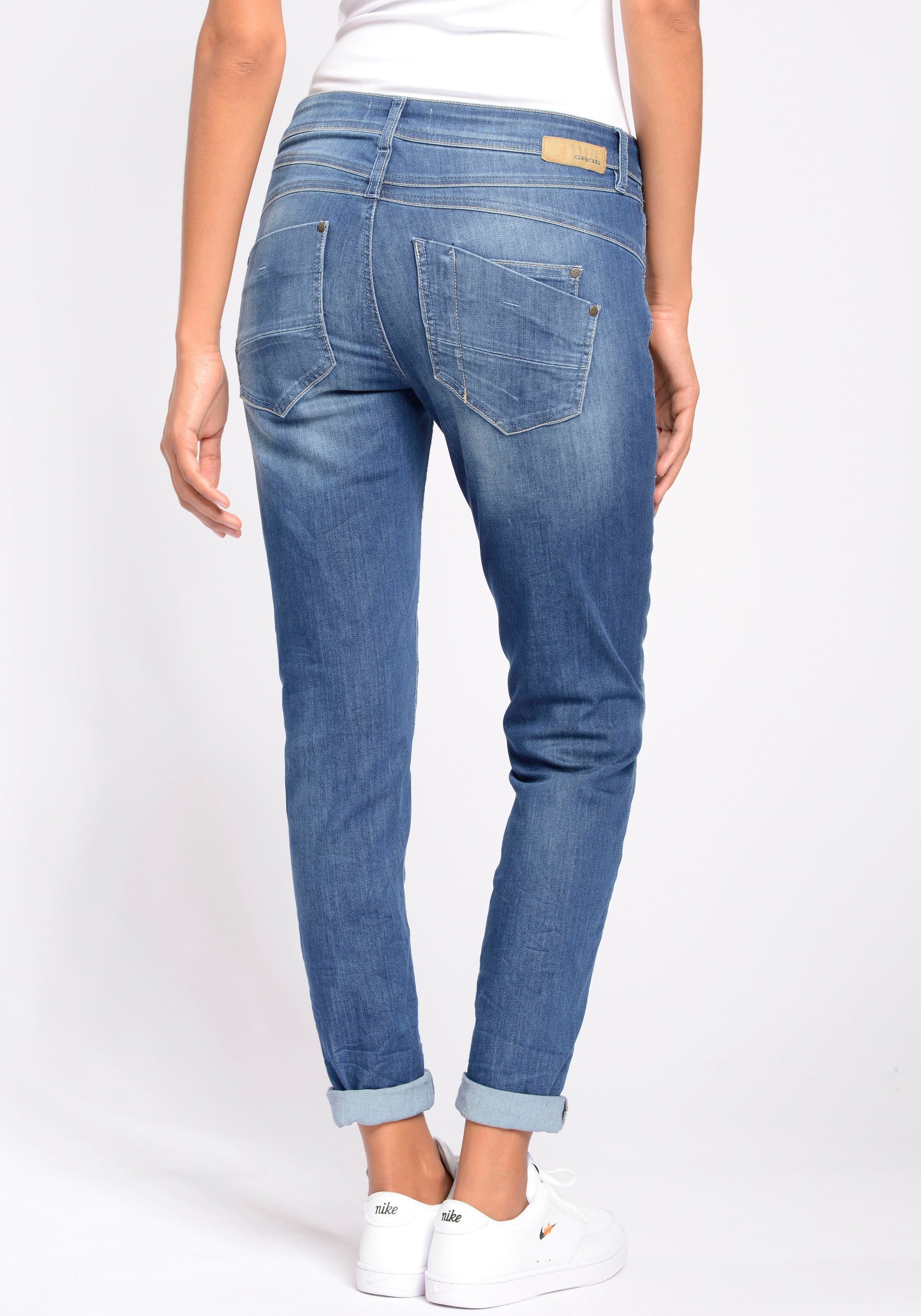 Relax-fit-Jeans »94Amelie Used-Effekten GANG bei Fit«, ♕ Relaxed mit