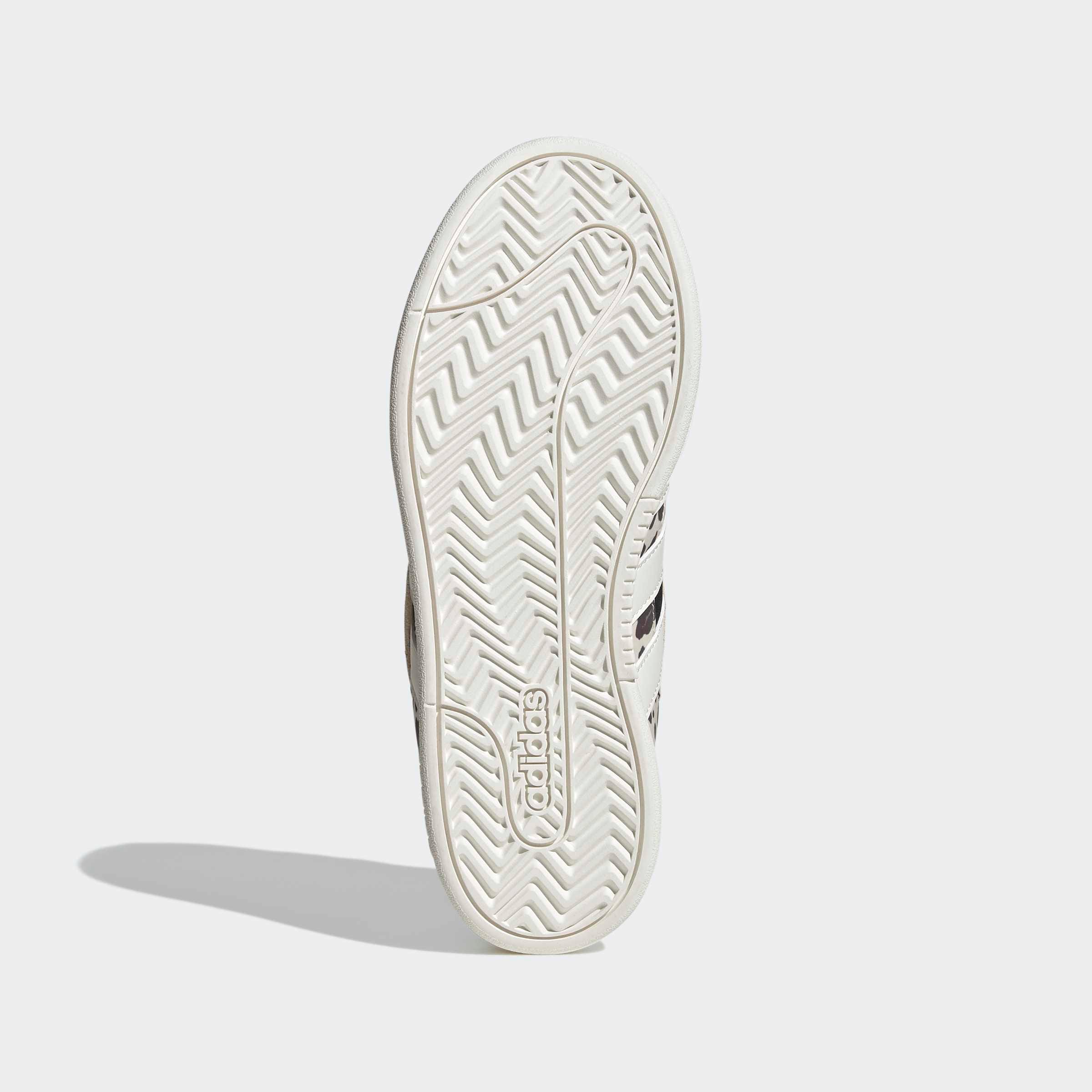 adidas Sportswear Sneaker »GRAND COURT ALPHA«  mit Leo Muster
