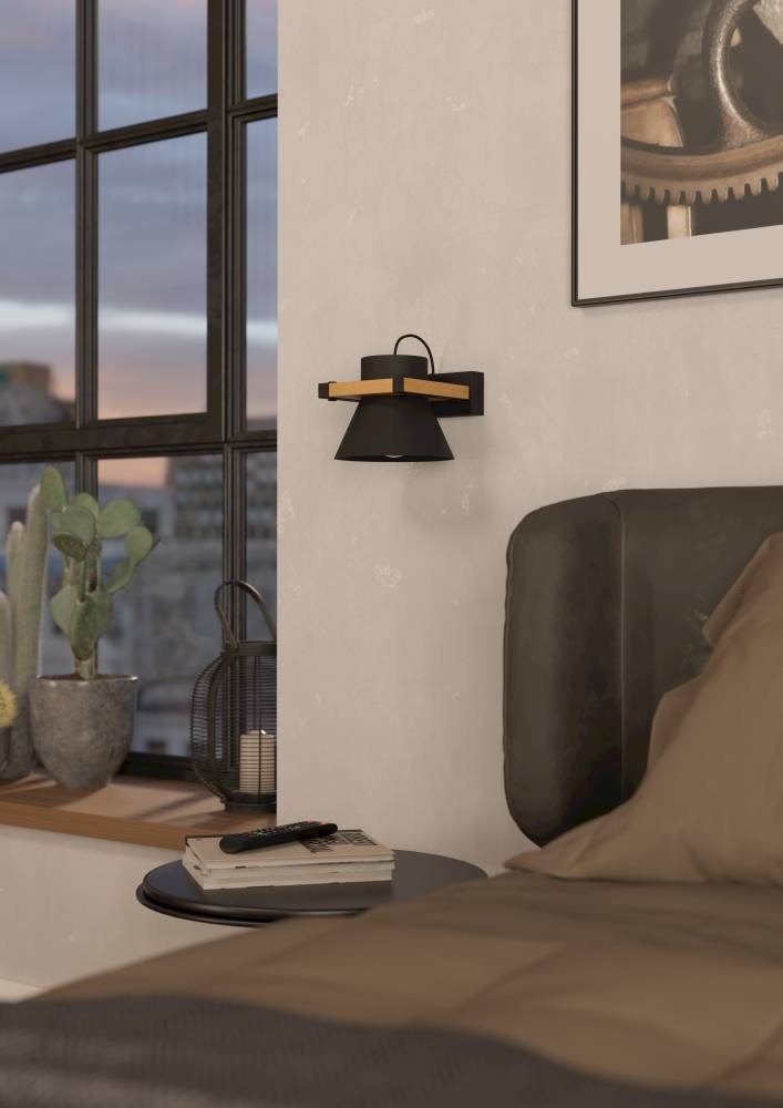 EGLO Wandleuchte »MACCLES Wandlampe, Stahl und Holz, Wohnzimmerlampe, Flurlampe, Lampe«, 1 flammig, Leuchtmittel E27 | ohne Leuchtmittel, aus schwarzem Metall und natürlichem Holz, für Wand und Decke, E27