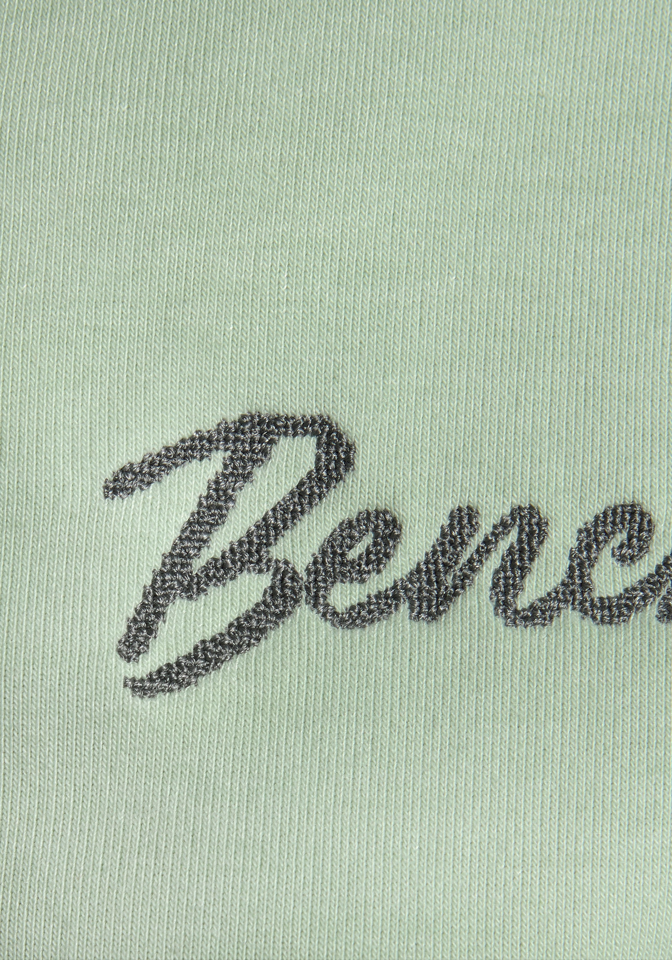Bench. Sweatjacke, mit zwei Logo ♕ bei Stickereien, Loungeanzug
