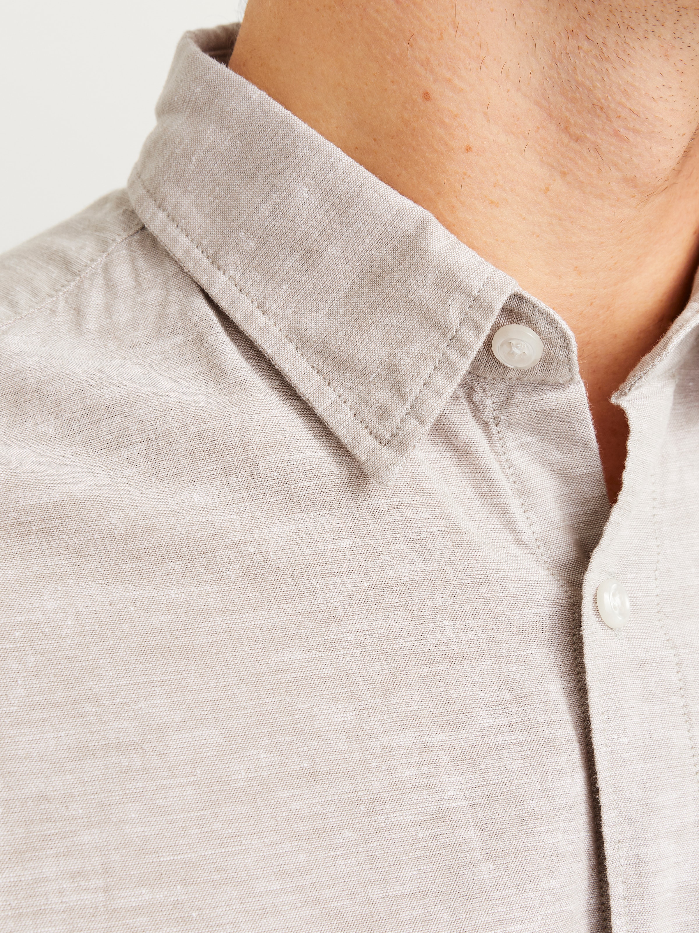 Jack & Jones Langarmhemd »JJEBREEZE SHIRT LS SN«, mit Hemdkragen