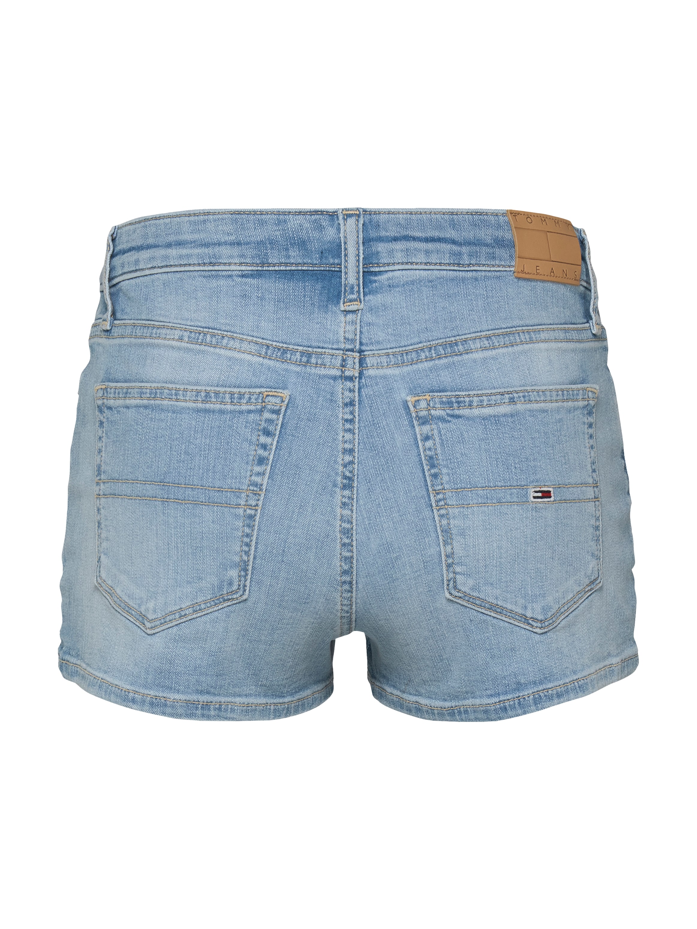 Tommy Jeans Shorts »NORA SHORT BI8219«, mit Logo-Bage, in blauer Waschung