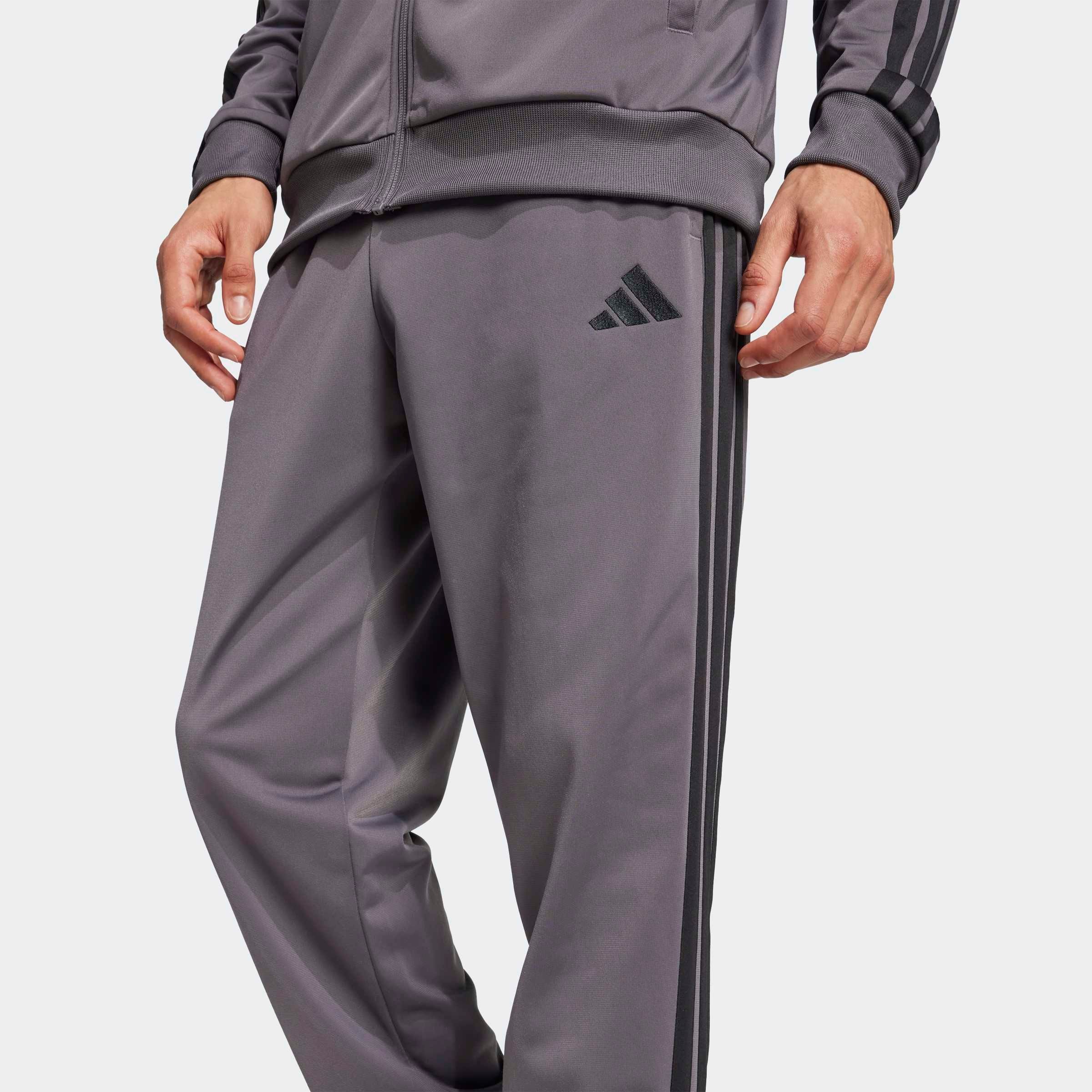 adidas Sportswear Trainingsanzug »M 3S TR TT TS«, (2 tlg.), Basic 3-Streifen Trikot