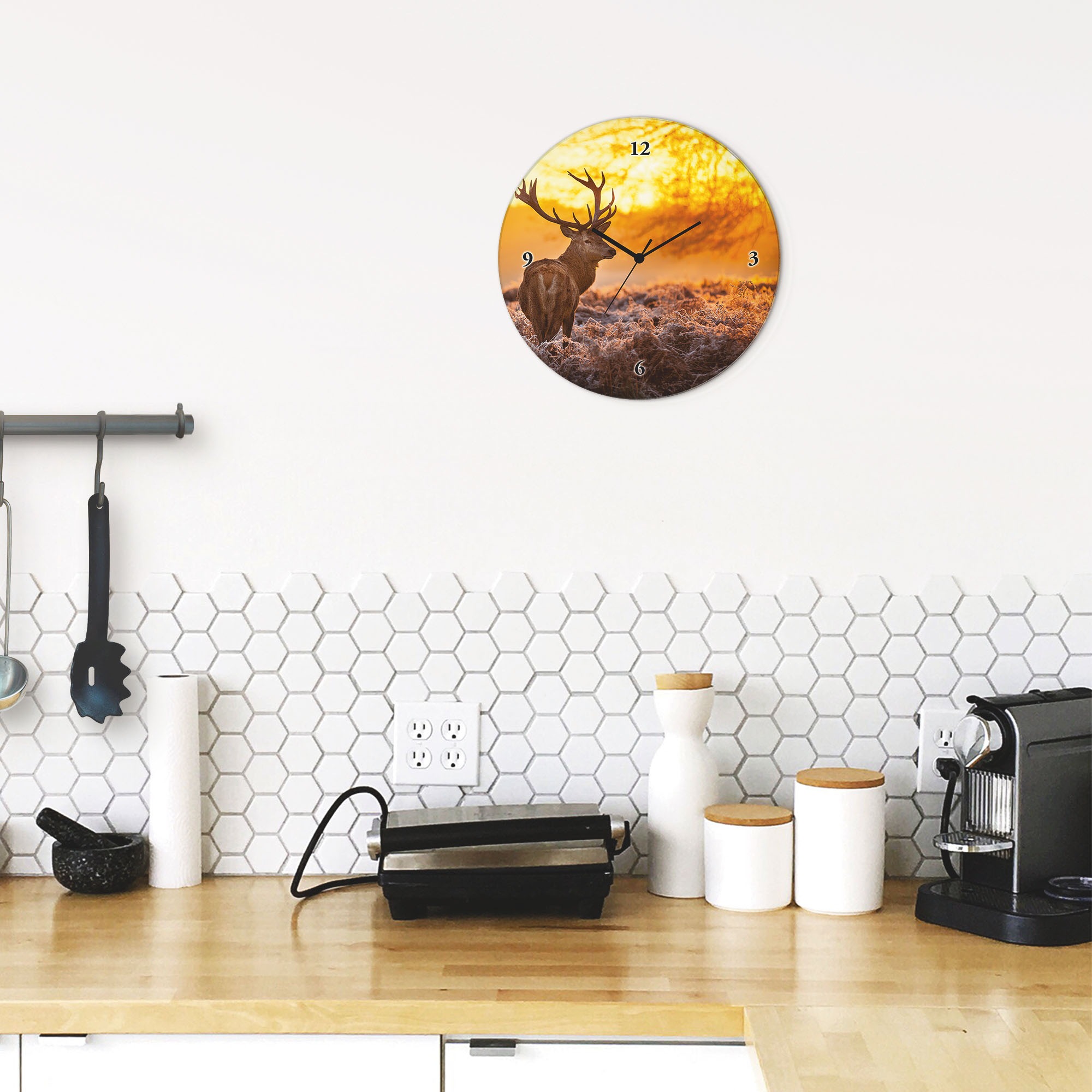 Artland Wanduhr »Glasuhr rund Rotwild« wahlweise mit  Quarz- oder Funkuhrwerk, lautlos ohne Tickgeräusche