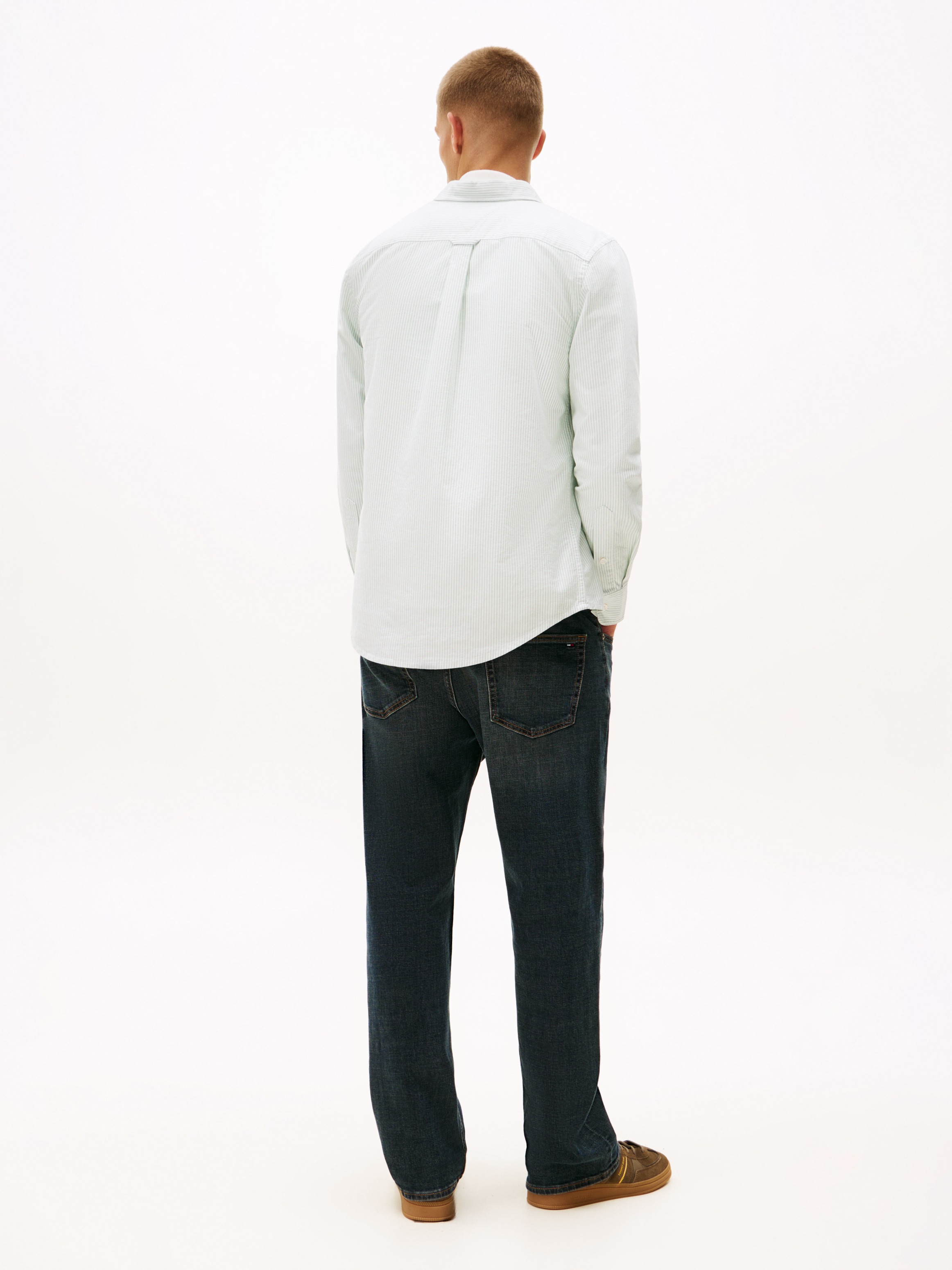 Tommy Jeans Langarmhemd »TJM SLIM STRIPE OXFORD SHIRT EXT«, Mit Button-Down-Kragen