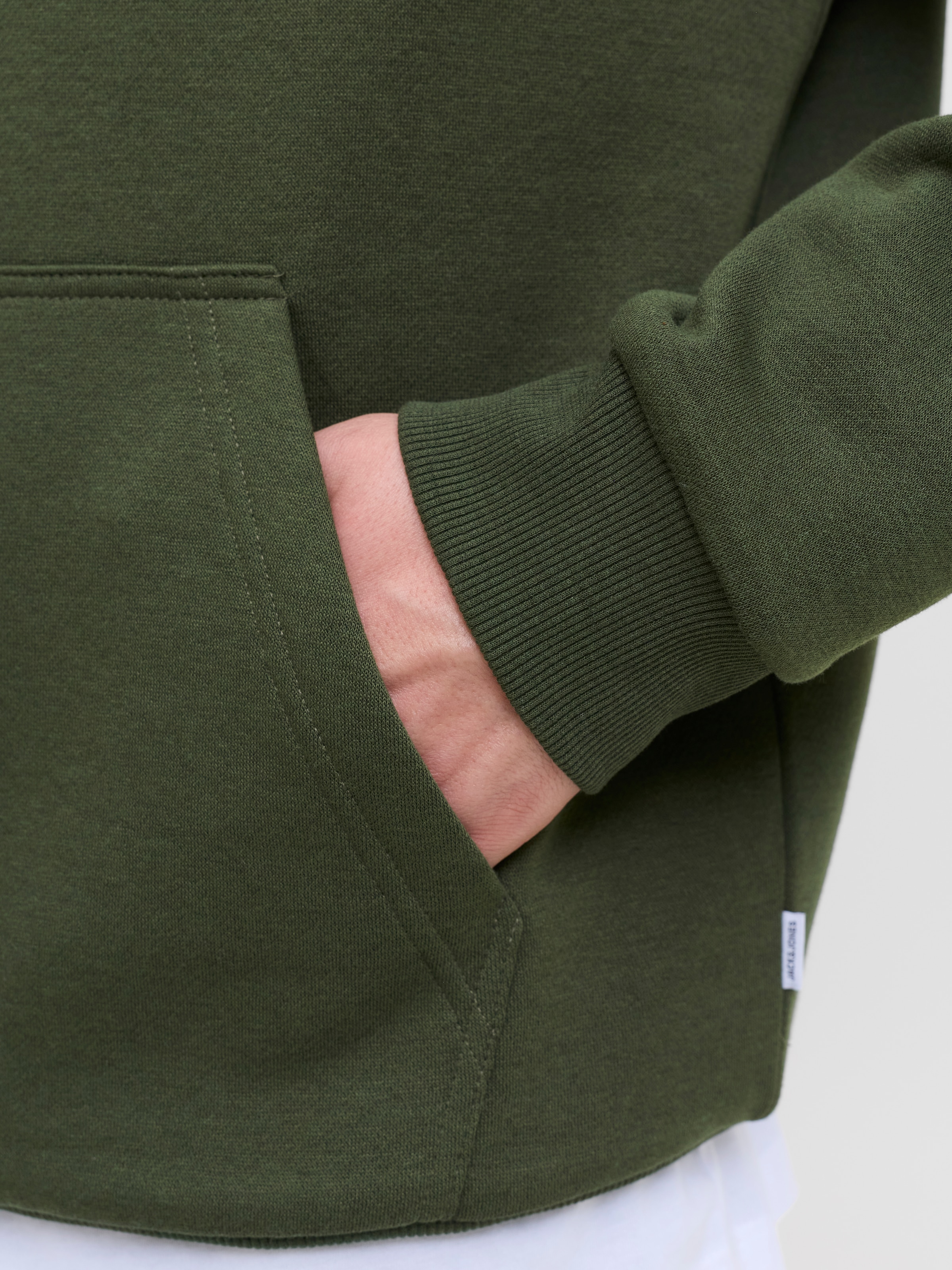 Jack & Jones Kapuzensweatshirt »JJEBRADLEY SWEAT HOOD NOOS«, mit Känguru Tasche