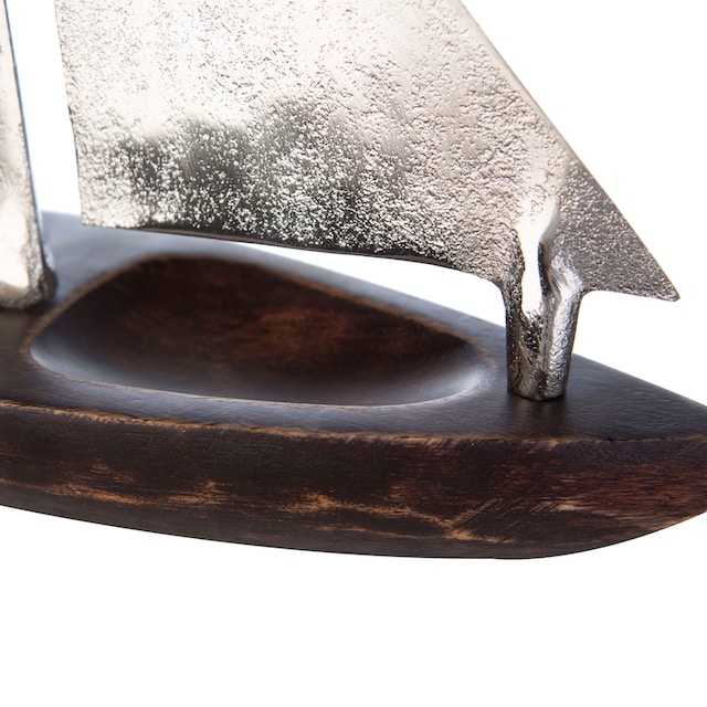 GILDE Dekoobjekt »Skulptur Segelboot Classic«, Höhe 53 cm, aus Metall und  Holz, maritim, Wohnzimmer bequem bestellen