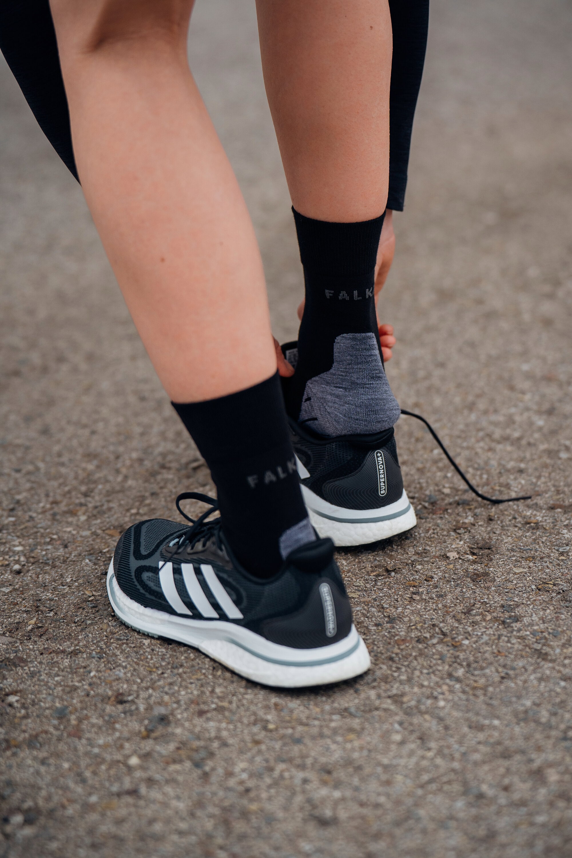 FALKE Socken »RU4 Endurance Wool« 1 Paar tlg.