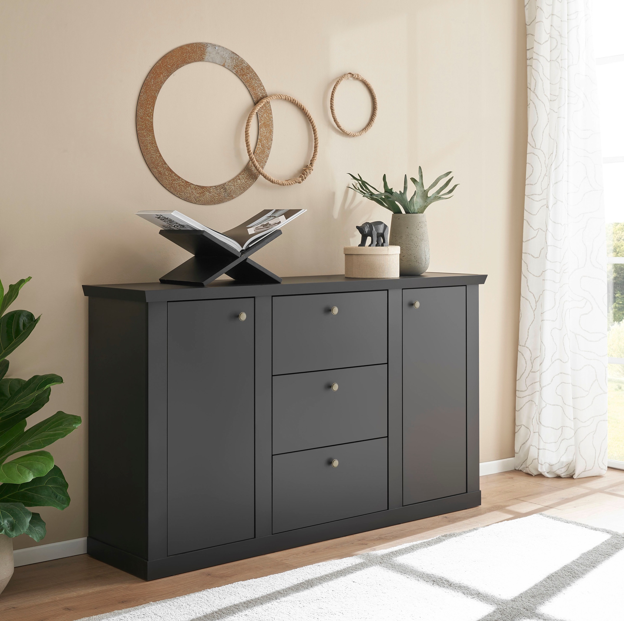 Home affaire Sideboard »Lincoln, moderner Schrank, schwarze Kommode, 158 cm breit« edles Design, messingfarbene Knopfgriffe, in 2 Größen verfügbar