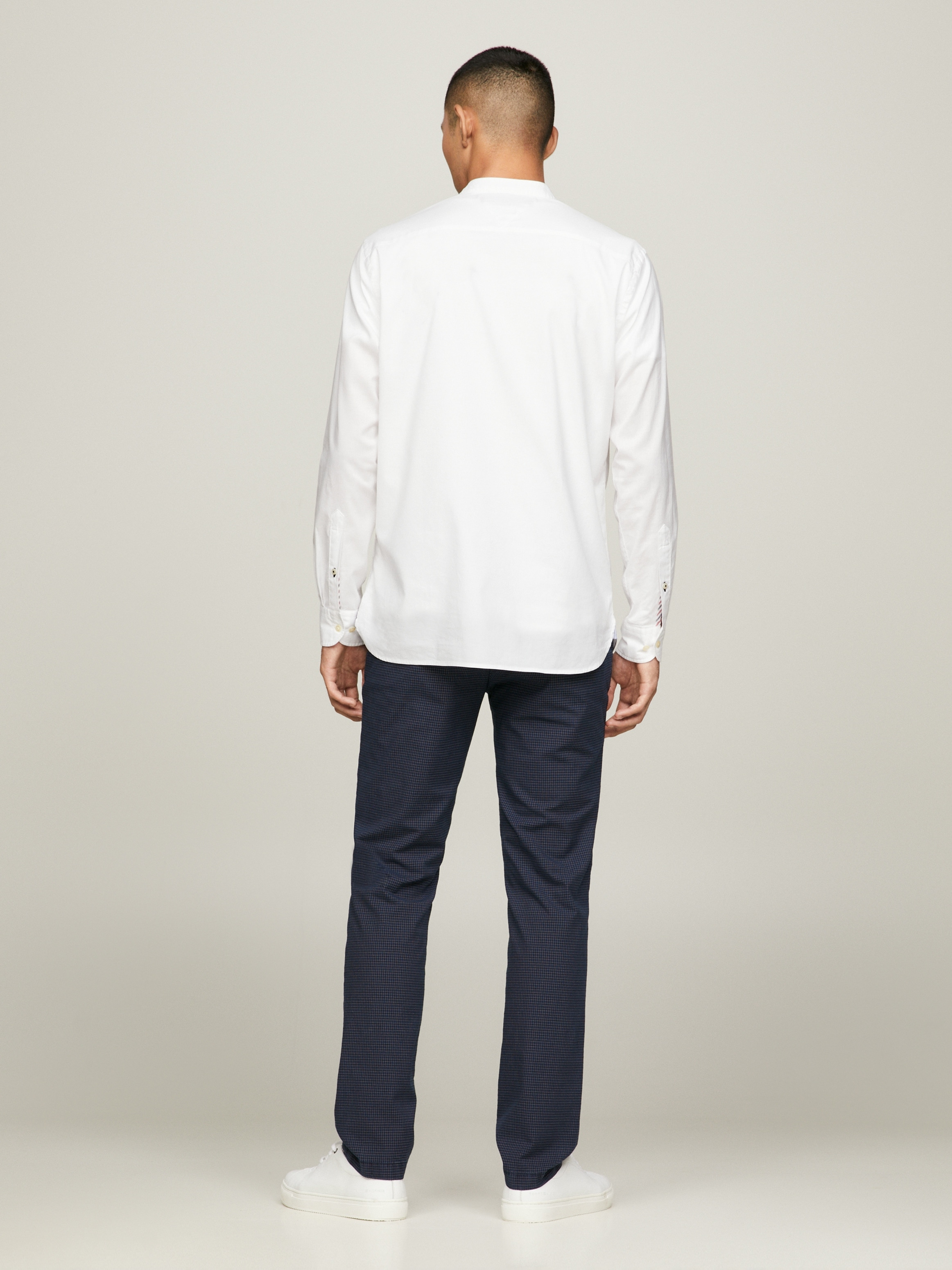Tommy Hilfiger Langarmhemd »NATURAL SOFT SOLID MAO RF SHIRT«, mit modischem Mao Hemdkragen